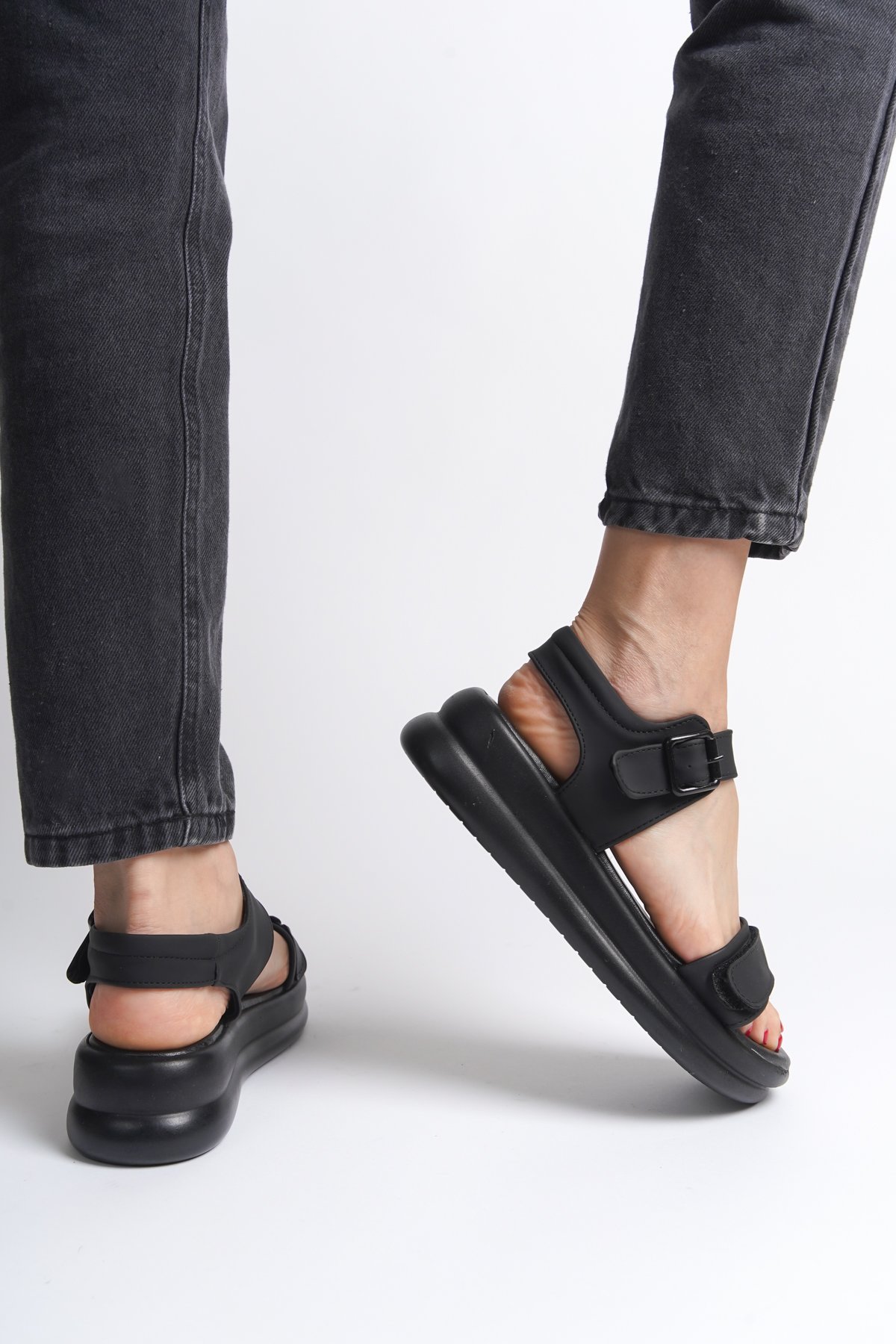 Capone Comfort Sole Women Black Sandals