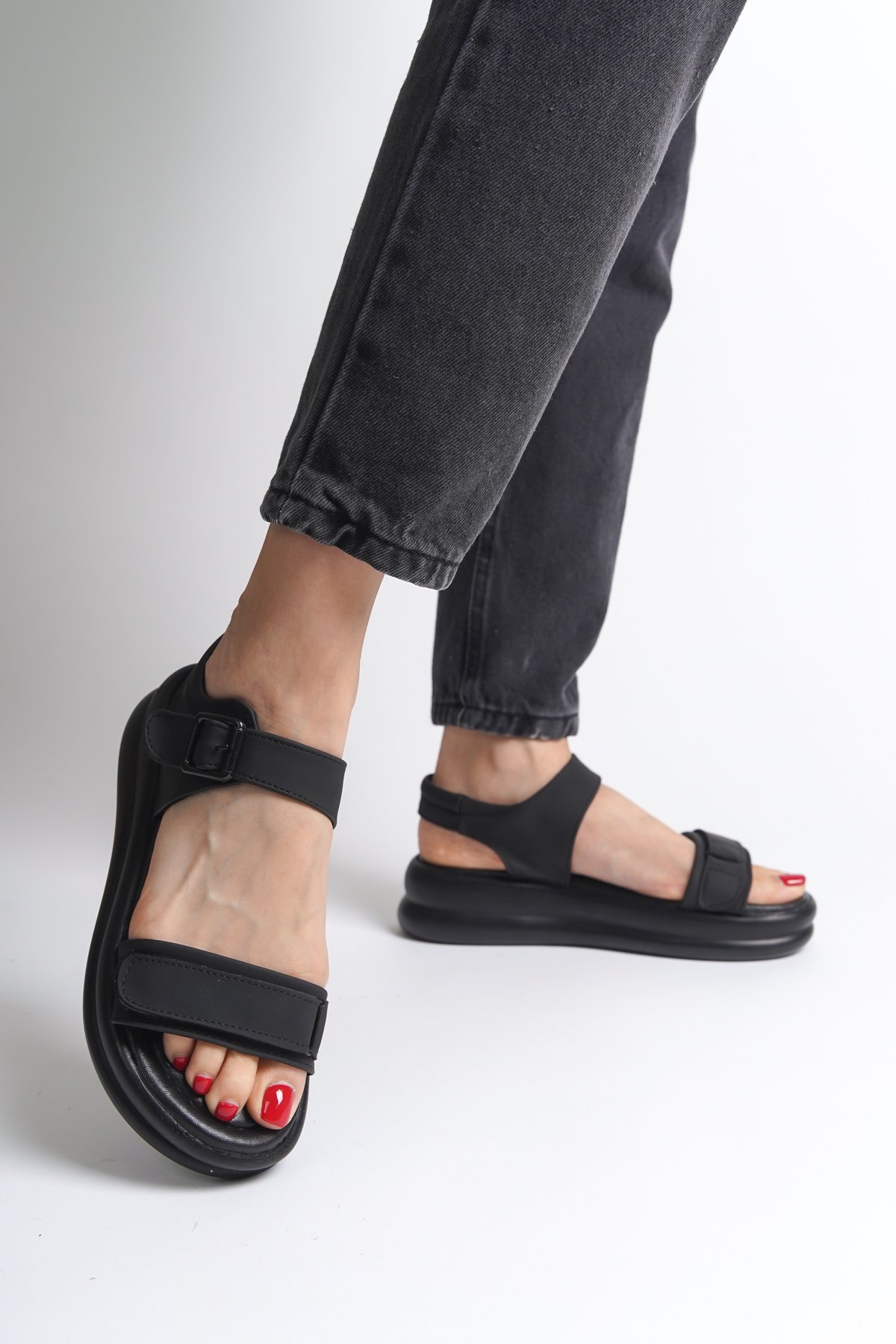 Capone Comfort Sole Women Black Sandals