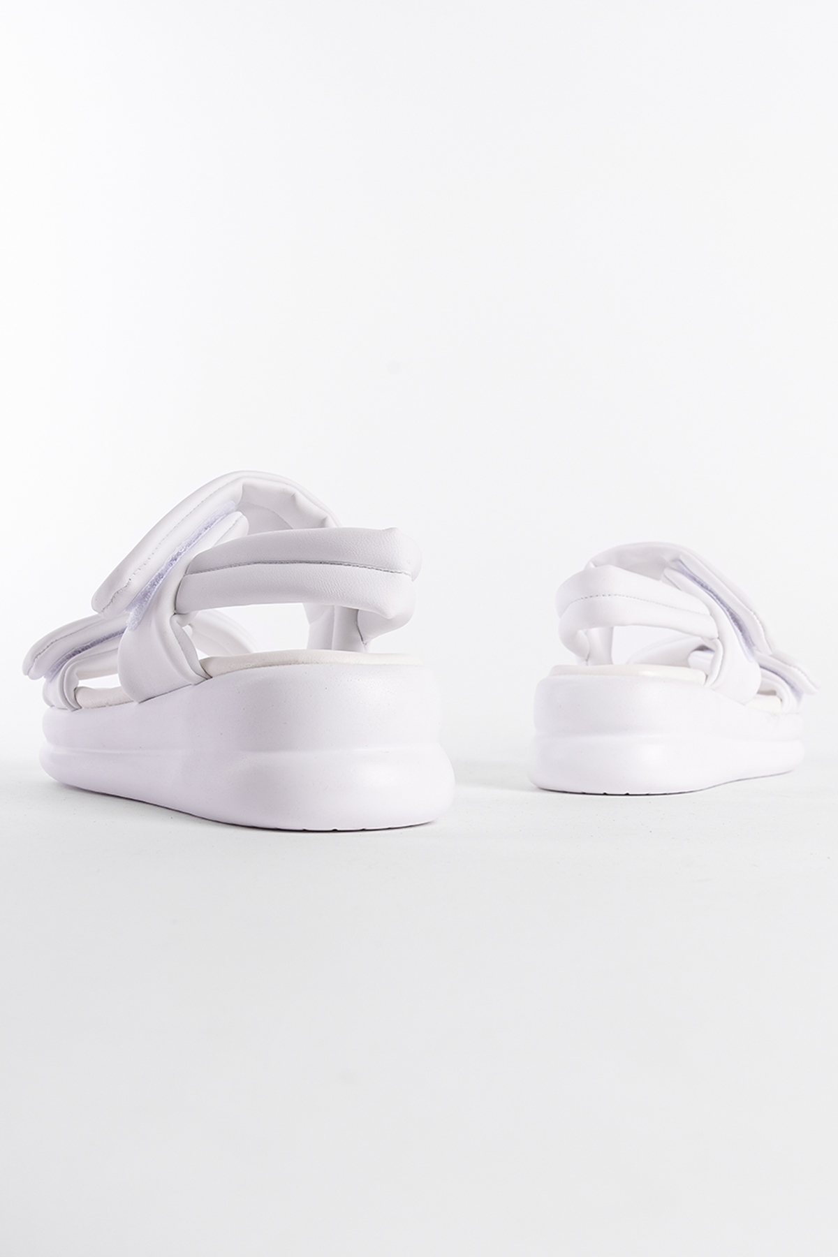 Capone Comfort Sole Women White Sandals