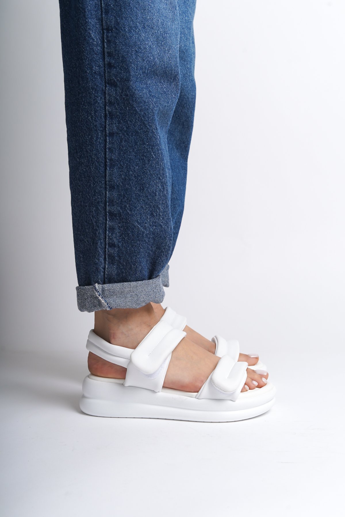 Capone Comfort Sole Women White Sandals