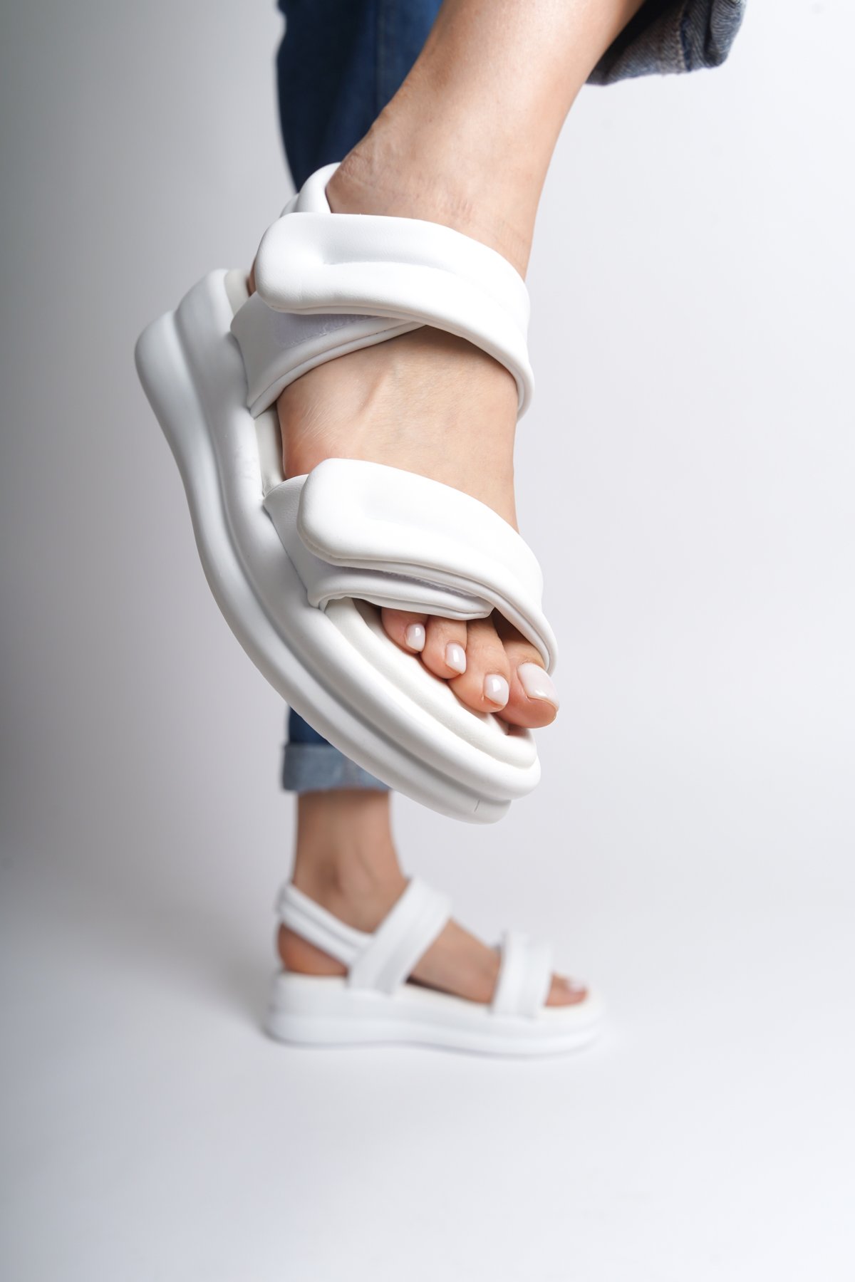 Capone Comfort Sole Women White Sandals