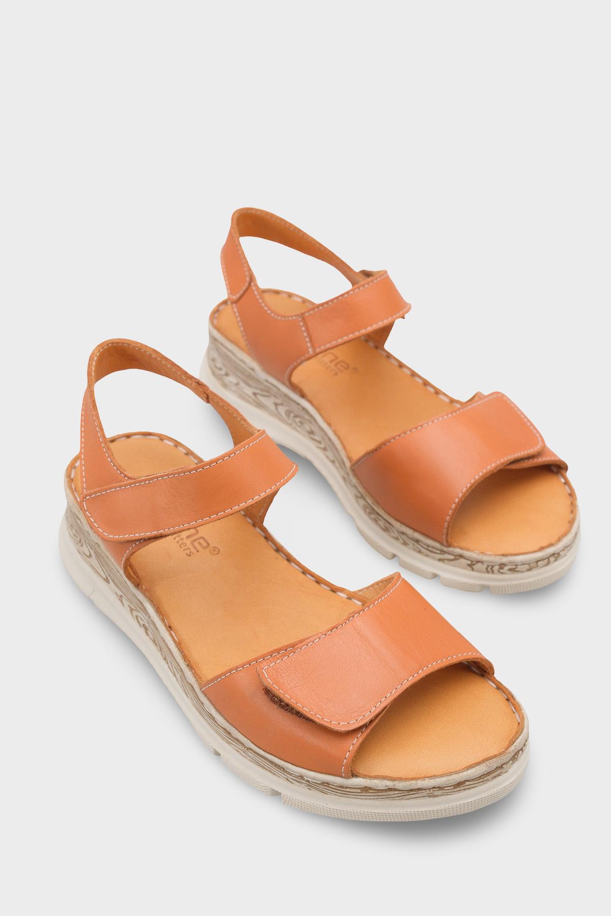 Capone Corrinne Genuine Leather Soft Comfort Women Tan Sandal