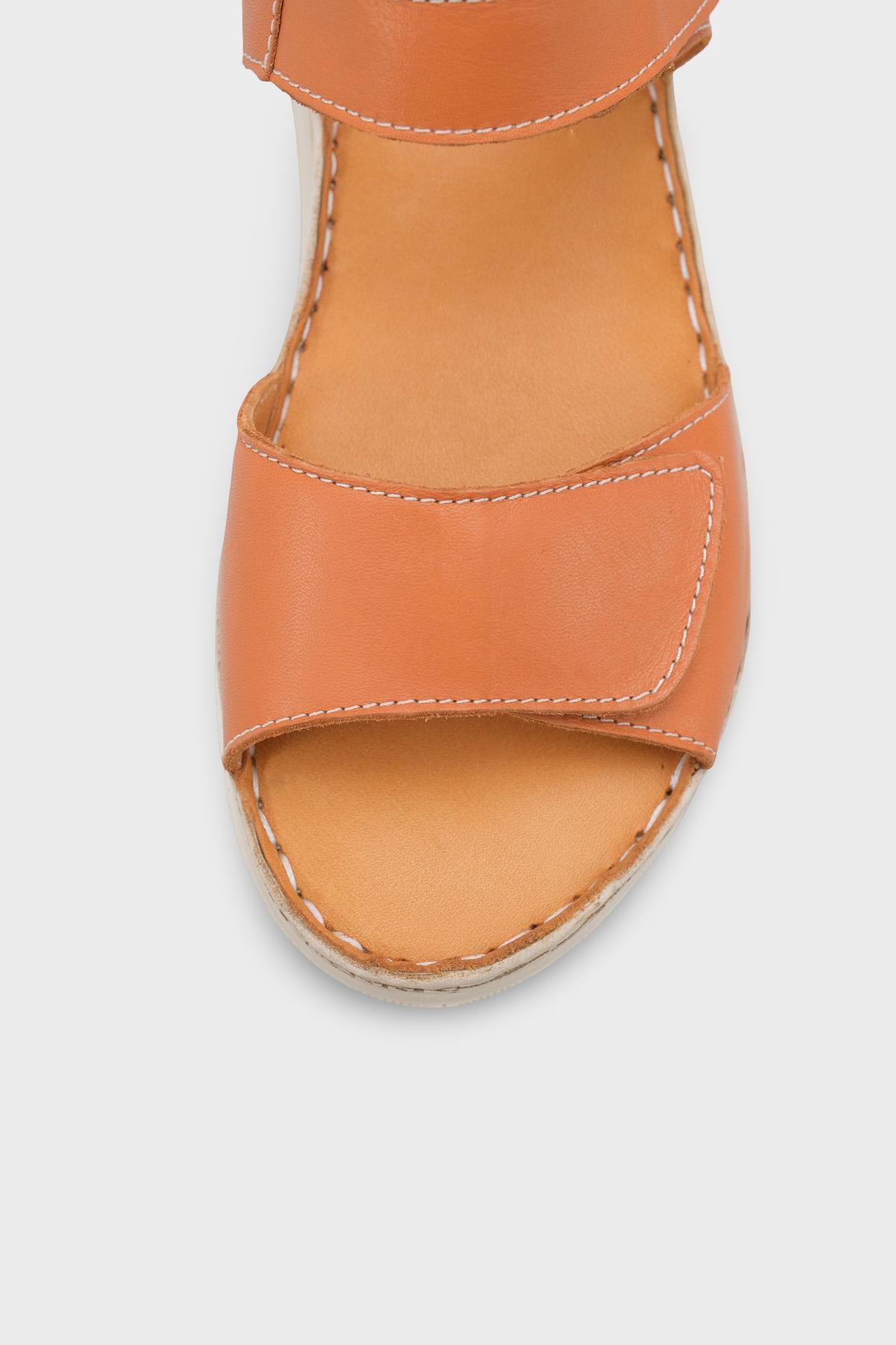 Capone Corrinne Genuine Leather Soft Comfort Women Tan Sandal