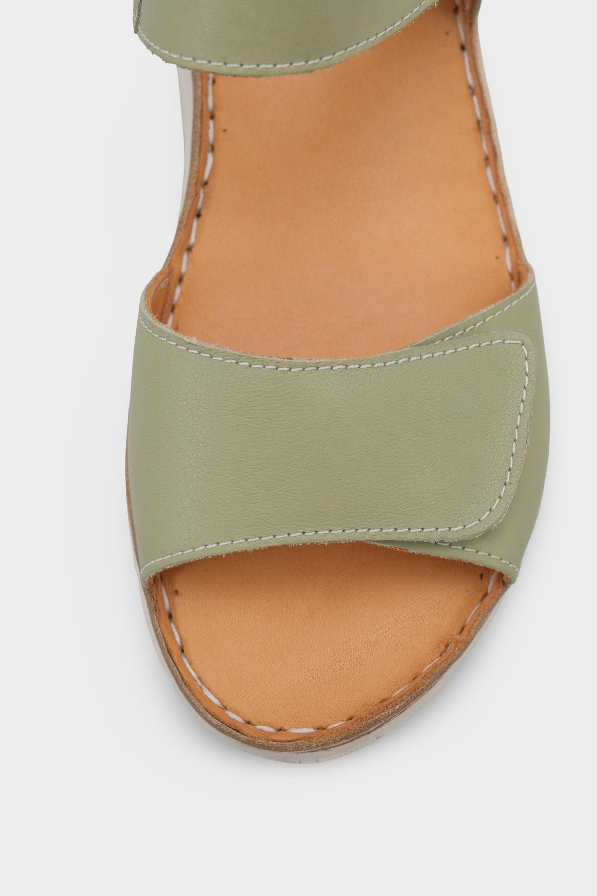 Capone Corrinne Genuine Leather Soft Comfort Women Avocado Sandal