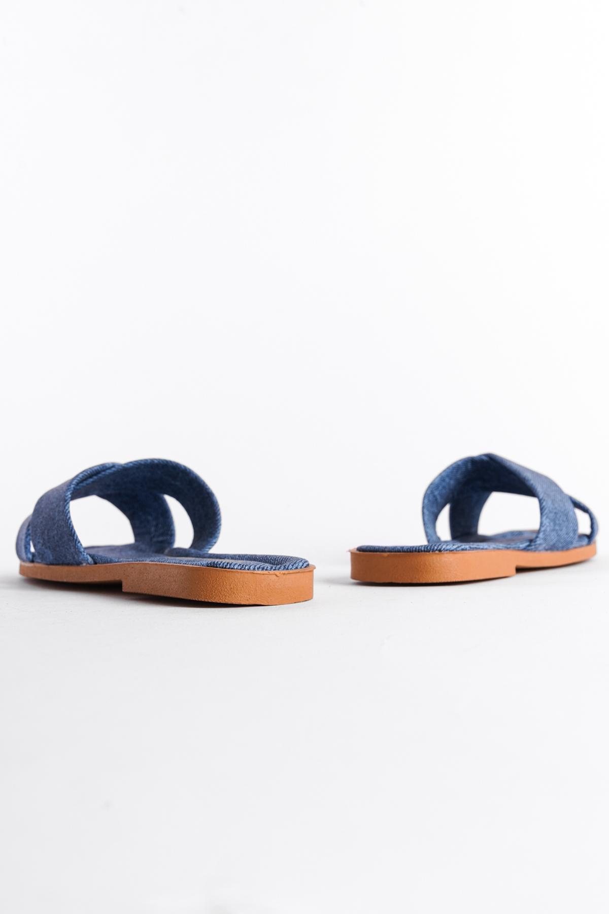 Capone Cross Band Soft Sole Blunt Toe Crinkly Patent Leather Women Dark Blue Daily Sandals