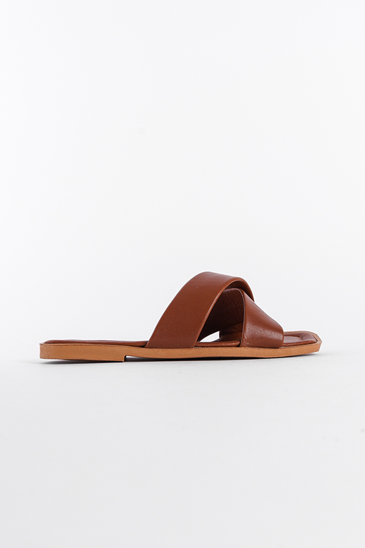 Capone Cross Band Soft Sole Blunt Toe Crinkly Patent Leather Women Tan Daily Sandals