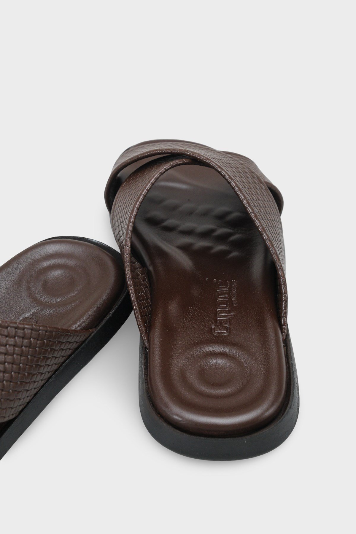 Capone Cross Strap Woven Pattern Men Sandal