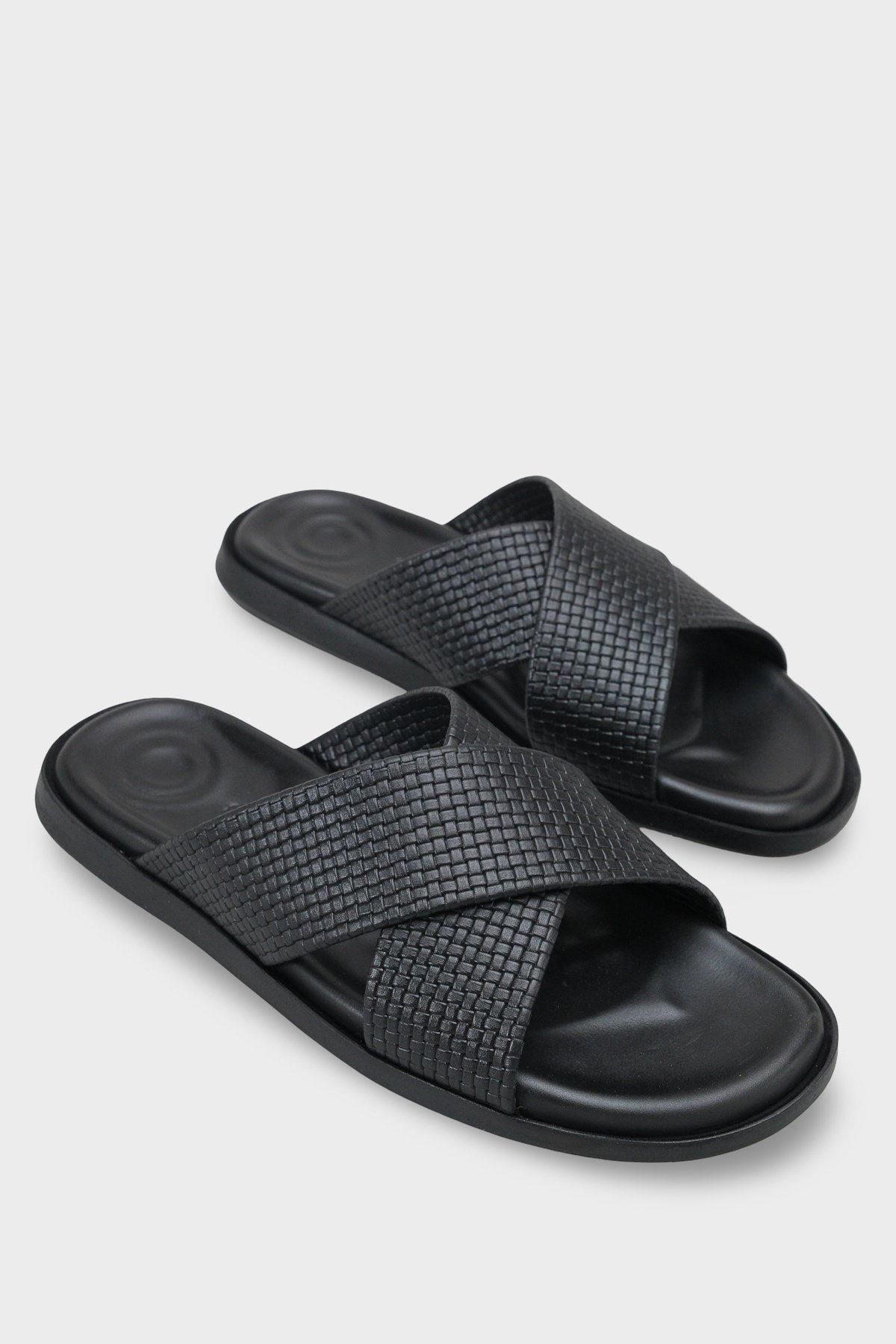 Capone Cross Strap Woven Pattern Men Sandal
