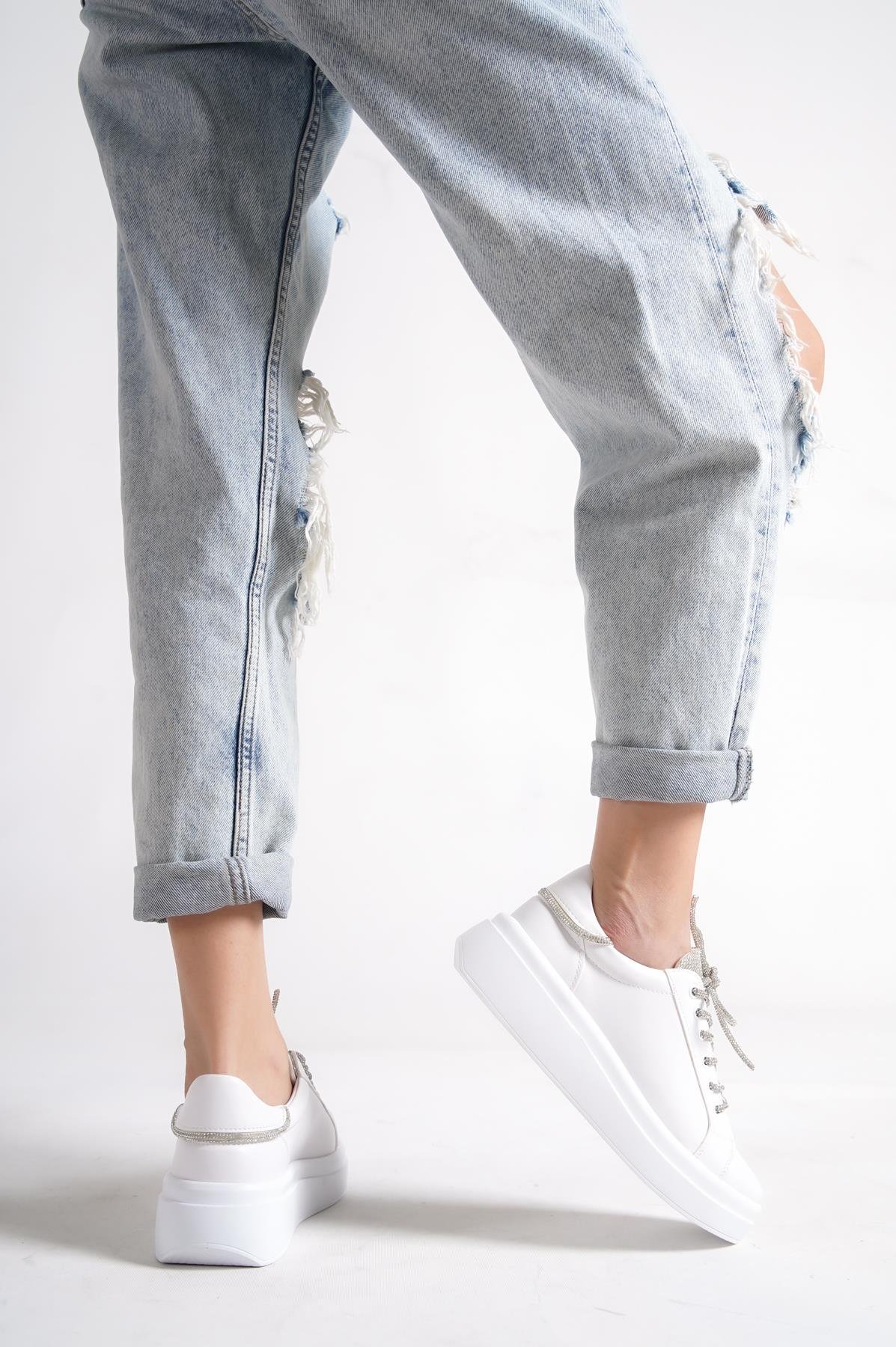 Capone Crystal Embellished Lace-Up Women White Sneaker Sports Shoes