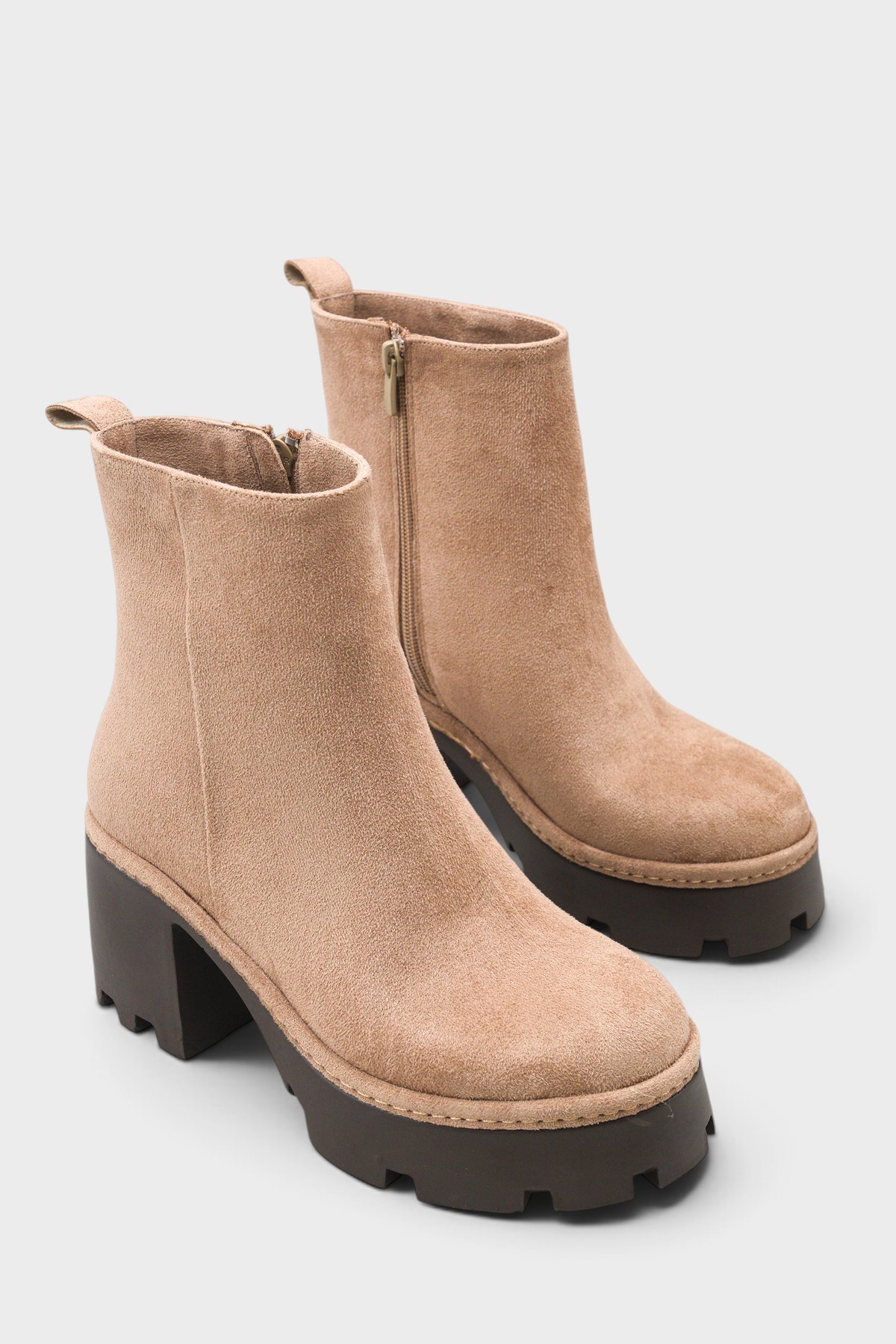 Capone Dalenna Women Sued Mink Ankle Boot