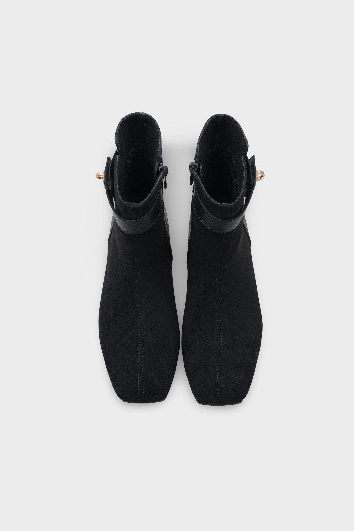 Capone Dalenna Women Suede Black Ankle Boot