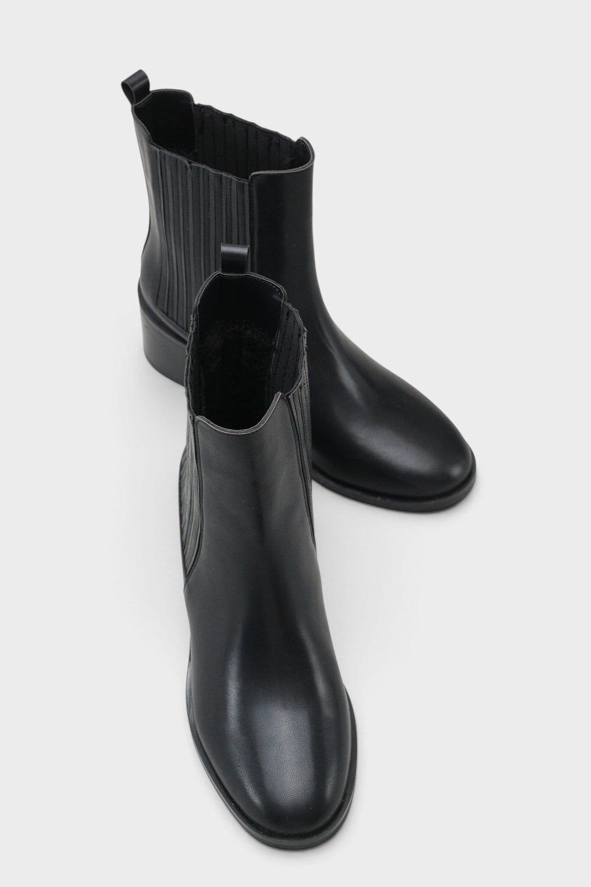 Capone Ellynn Round Toe Side Elastic Women Black Cowboy Boot