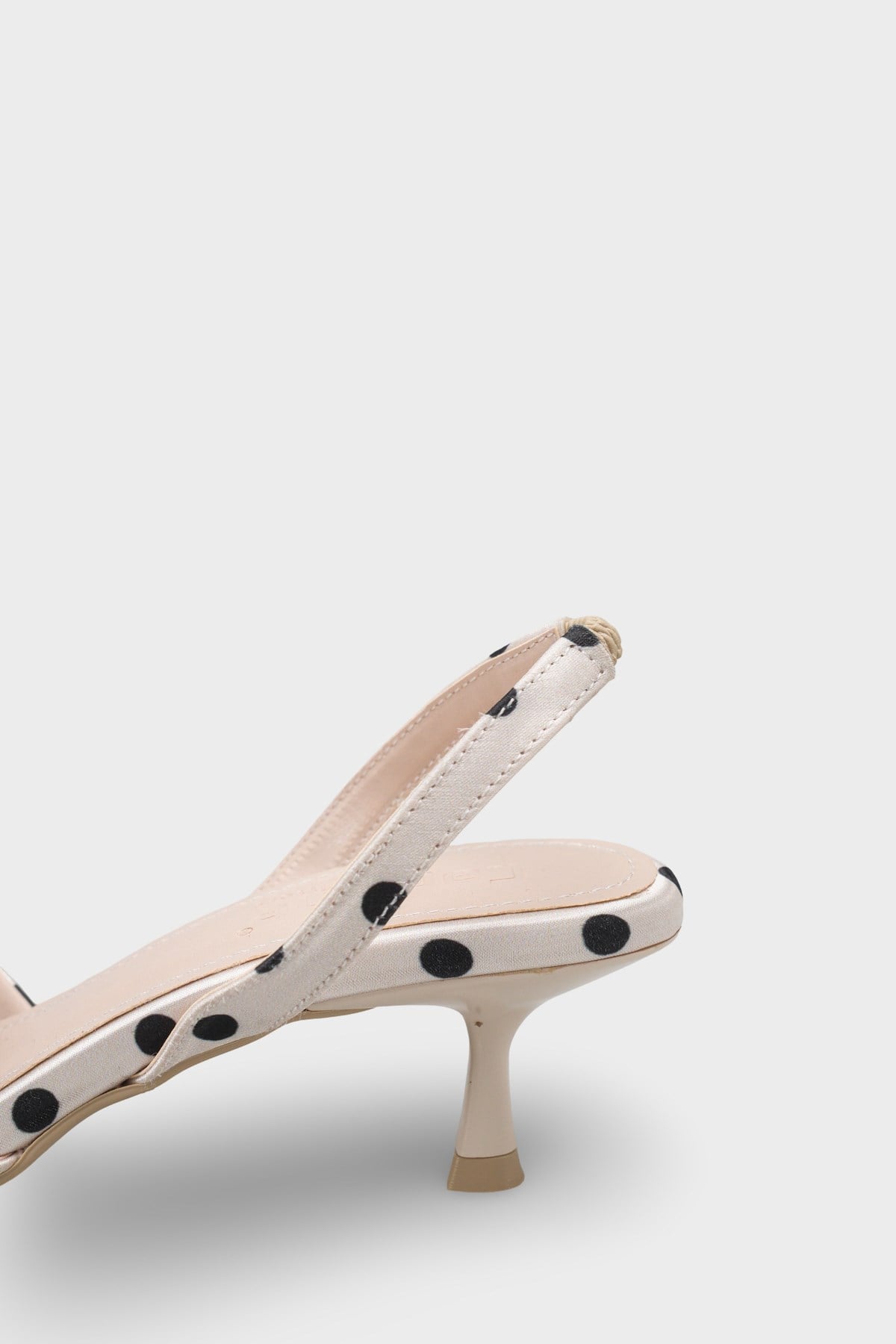 Capone Esmerelda Pointed Toe Slingback Mid Heel Women Beige Shoe