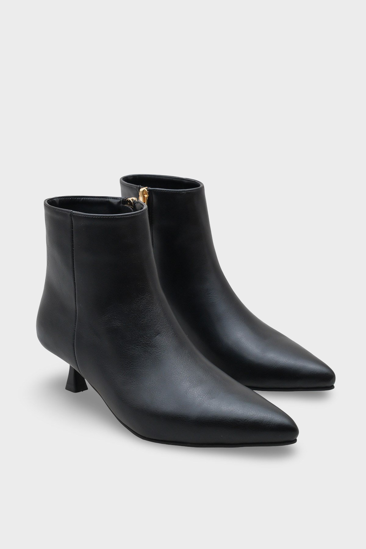 Capone Essie Women Black Ankle Boot