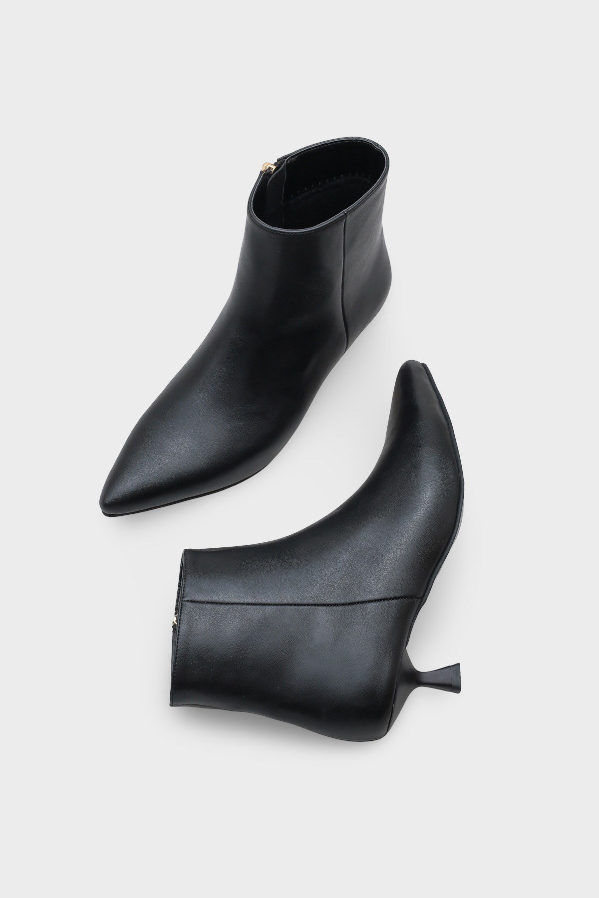 Capone Essie Women Black Ankle Boot