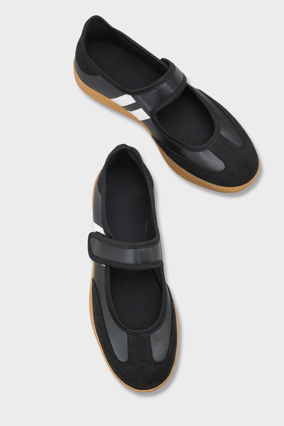 Capone Fianna Adjustable Strap Women Black White Ballet Flat