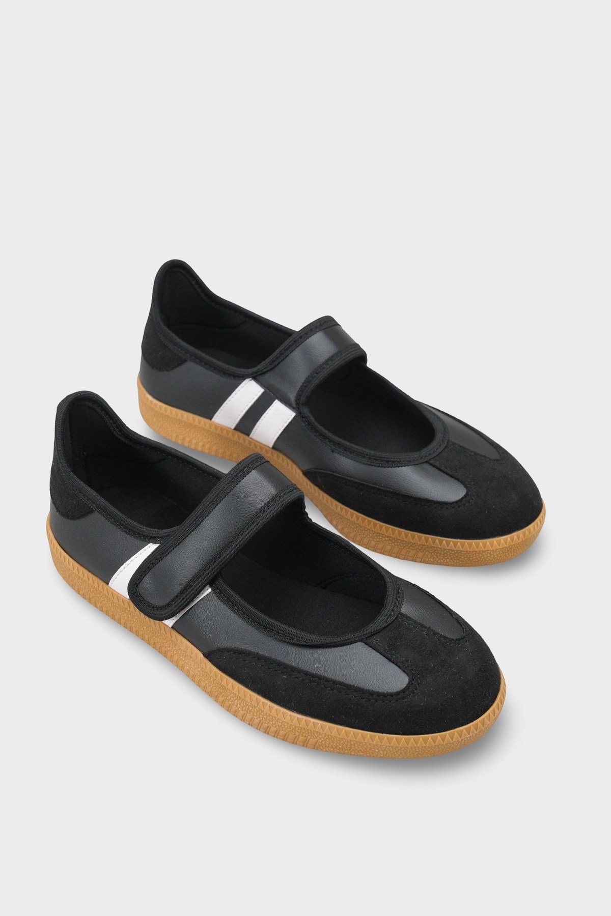 Capone Fianna Adjustable Strap Women Black White Ballet Flat