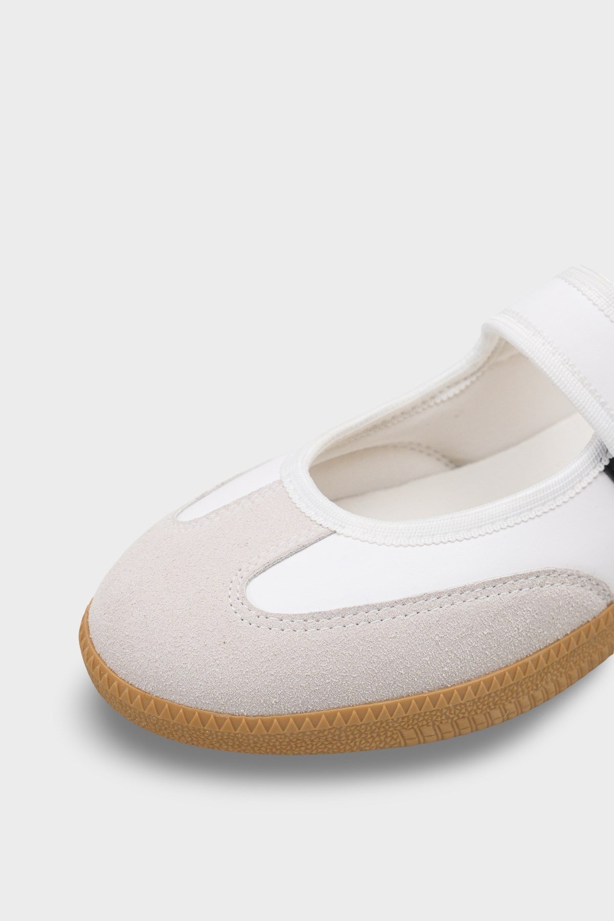 Capone Fianna Adjustable Strap Women White Black Ballet Flat
