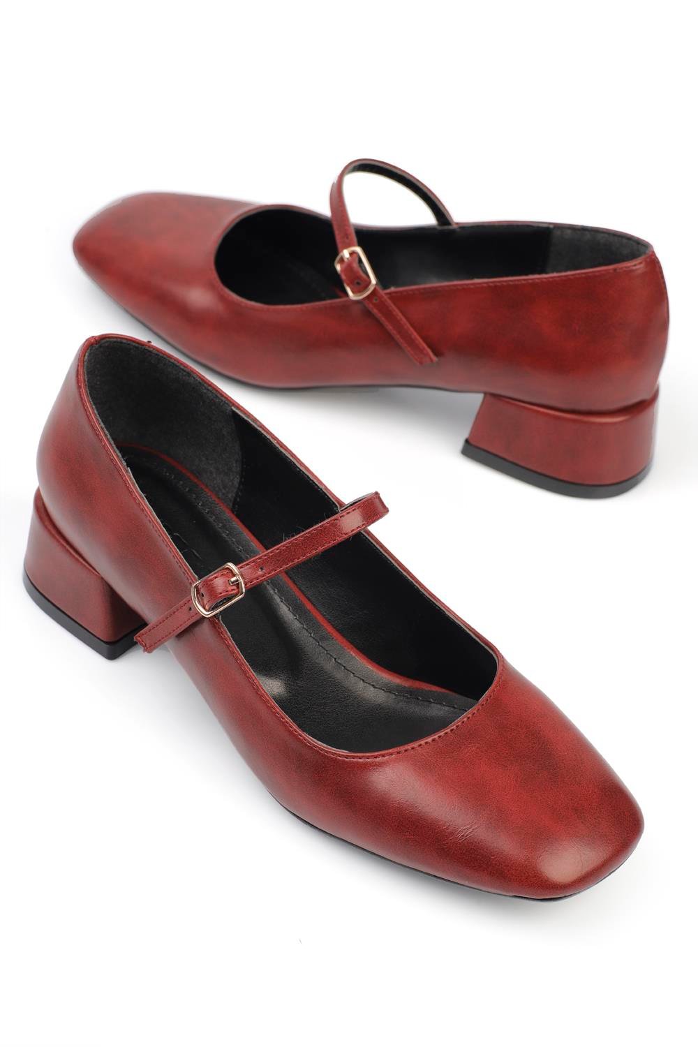 Capone Flat Toe Banded Low Heel Woman Shoes