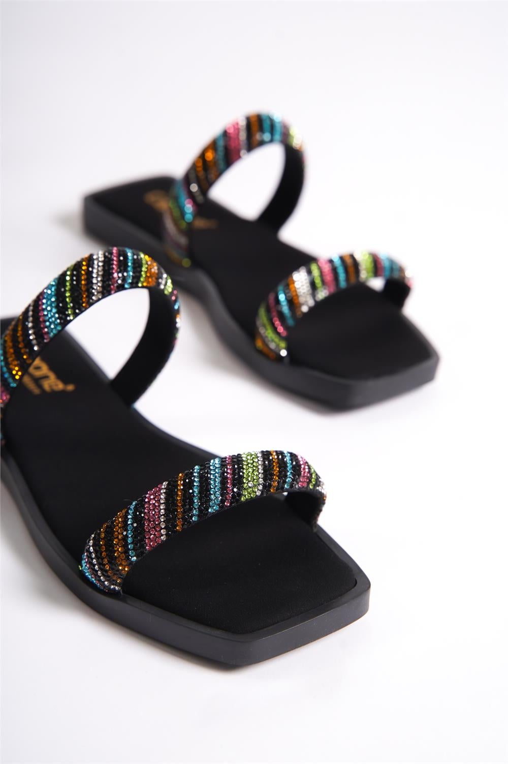 Capone Flat Toe Crystal Embellished Banded Flat Heeled Woman Sandals