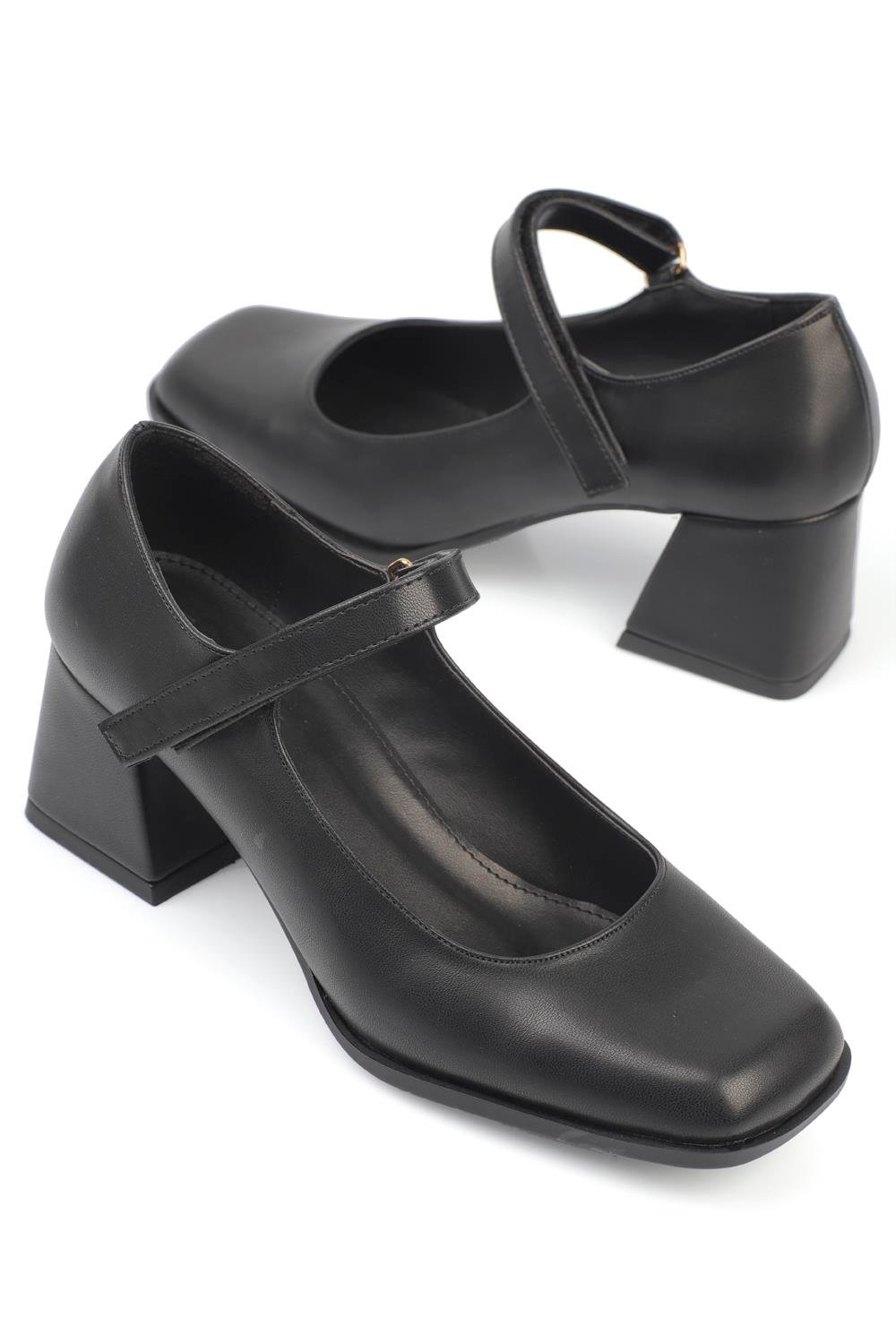 Capone Flat Toe Mary Jane Woman Shoes
