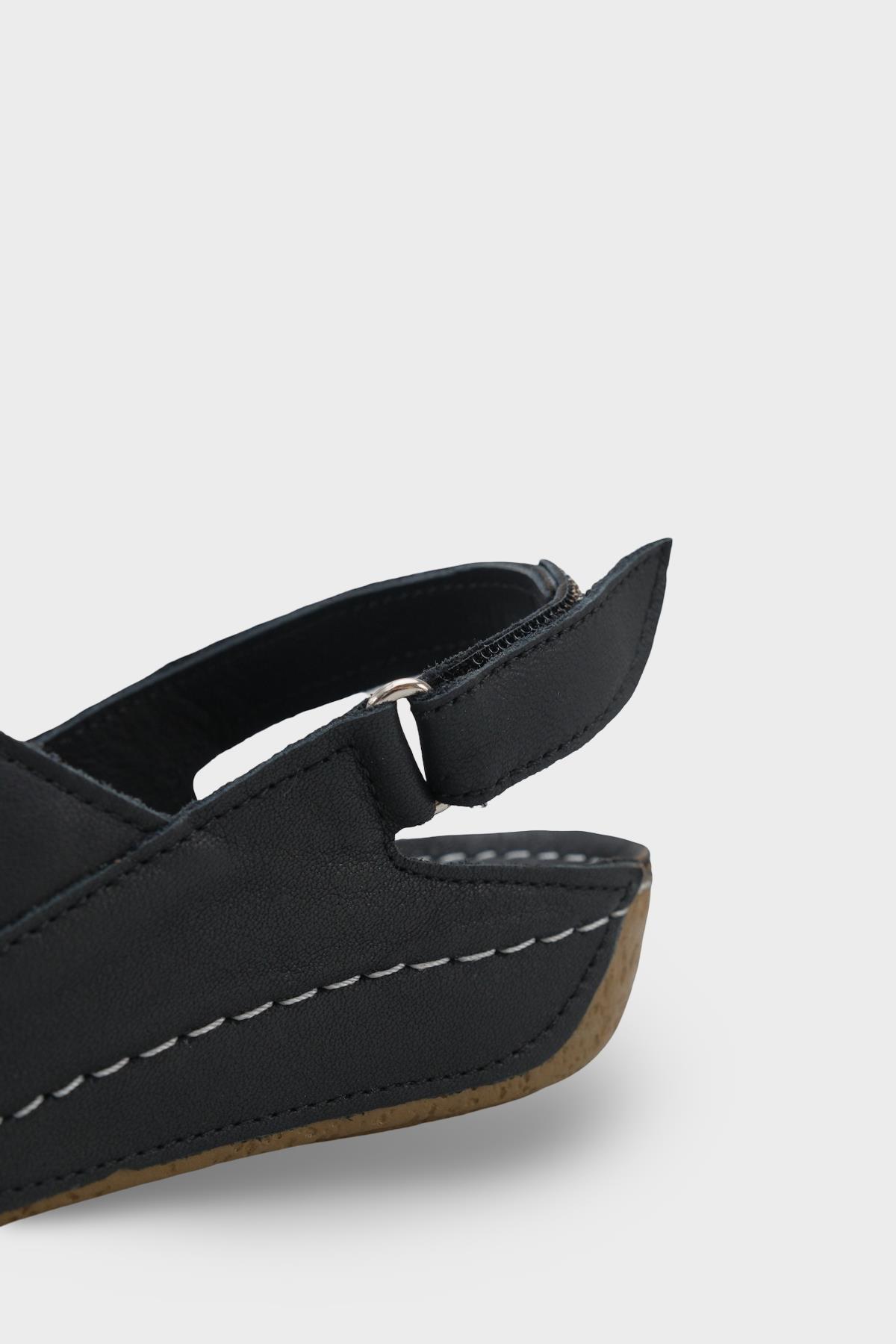 Capone  Florina Genuine Leather Soft Comfort Women Black Sandal