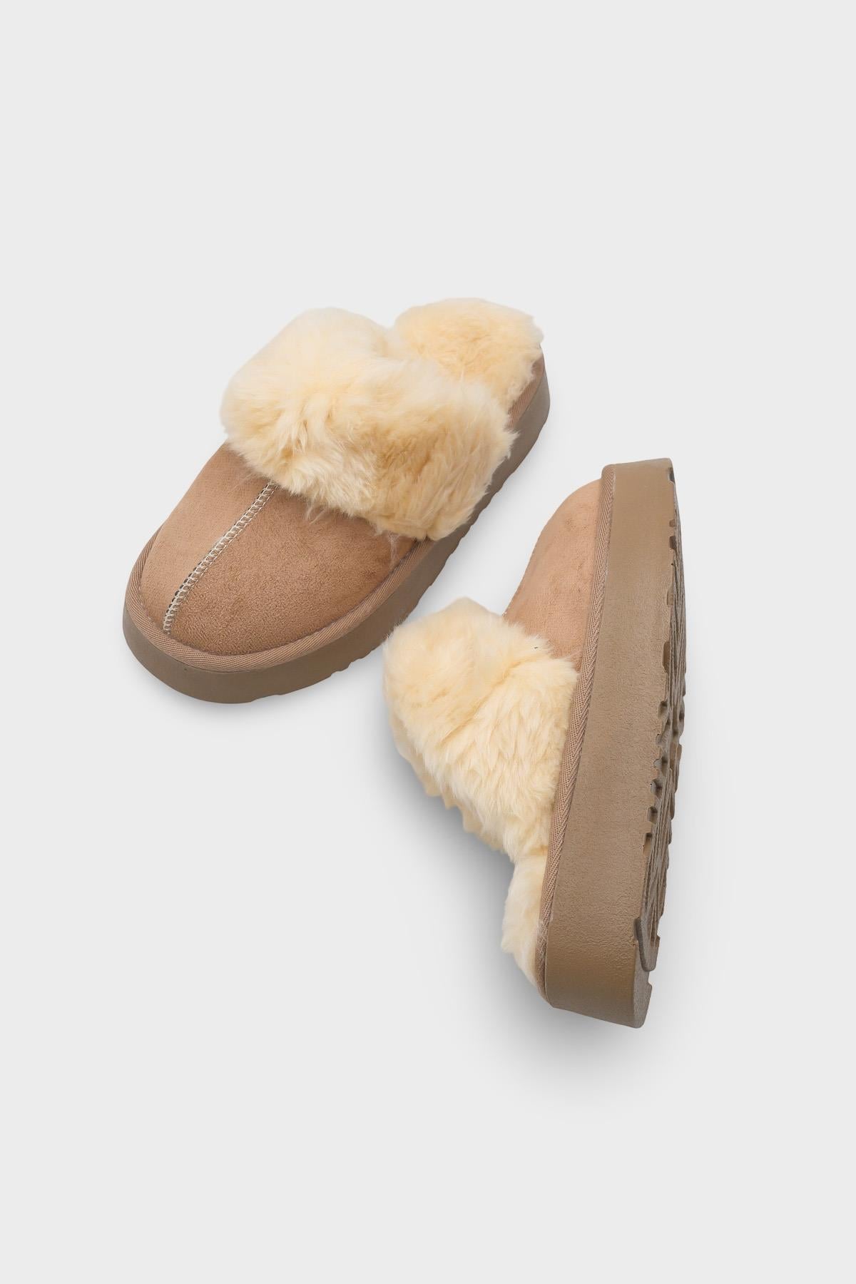 Capone Furry Closed Toe Women Mink Slippers