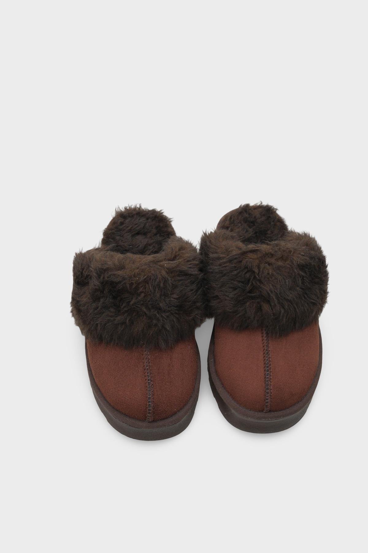 Capone Furry Closed Toe Women Sued Brown Slippers