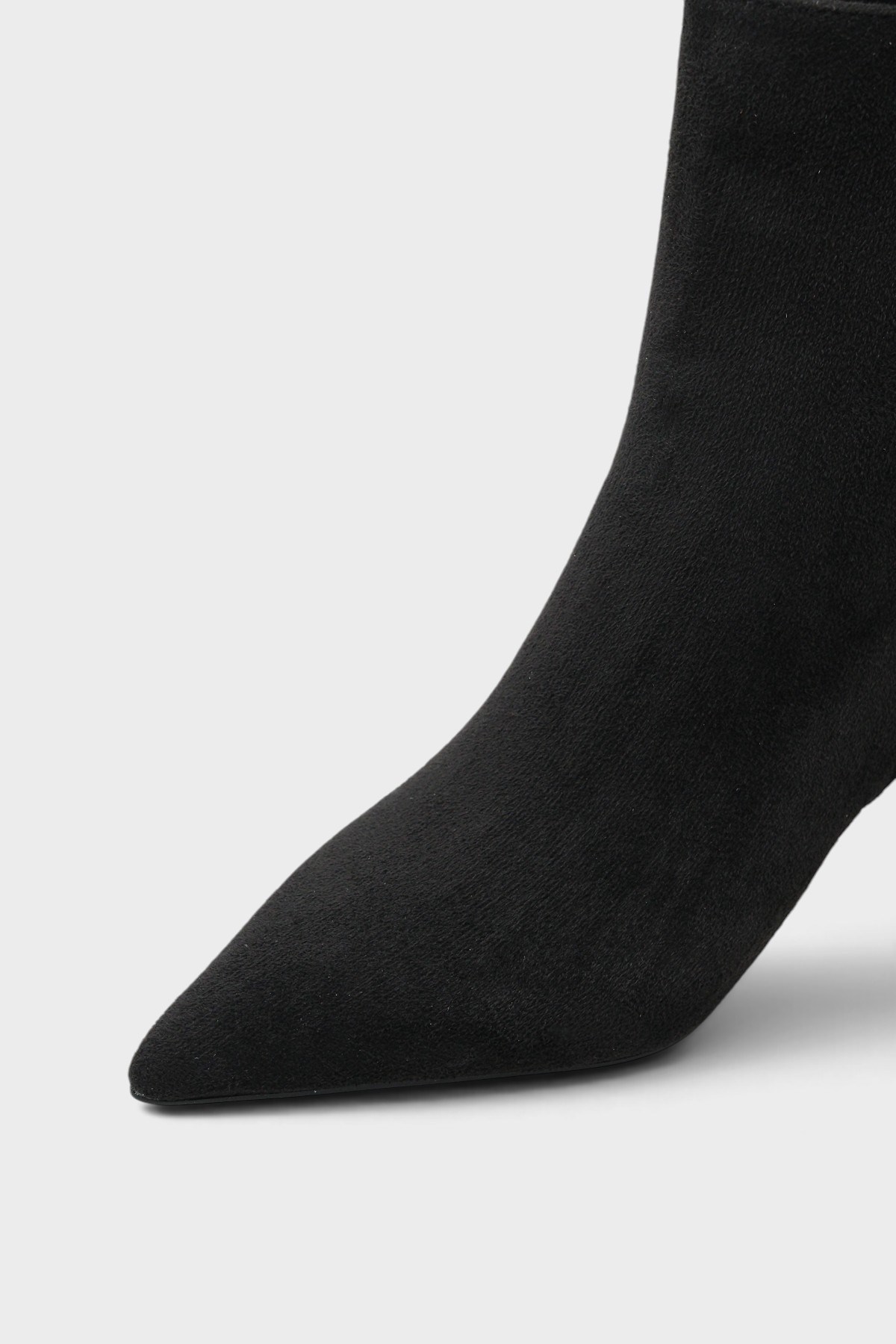 Capone Gabriella Pointed Toe Side Zip Slim Heel Casual Women Sued Black Ankle Boot