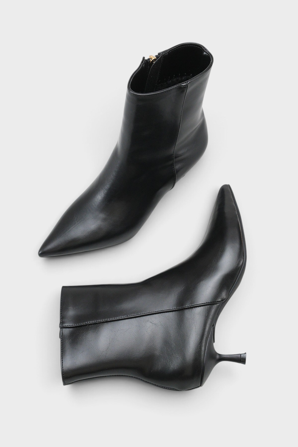 Capone Gabriella Pointed Toe Side Zip Slim Heel Casual Women Black Ankle Boot