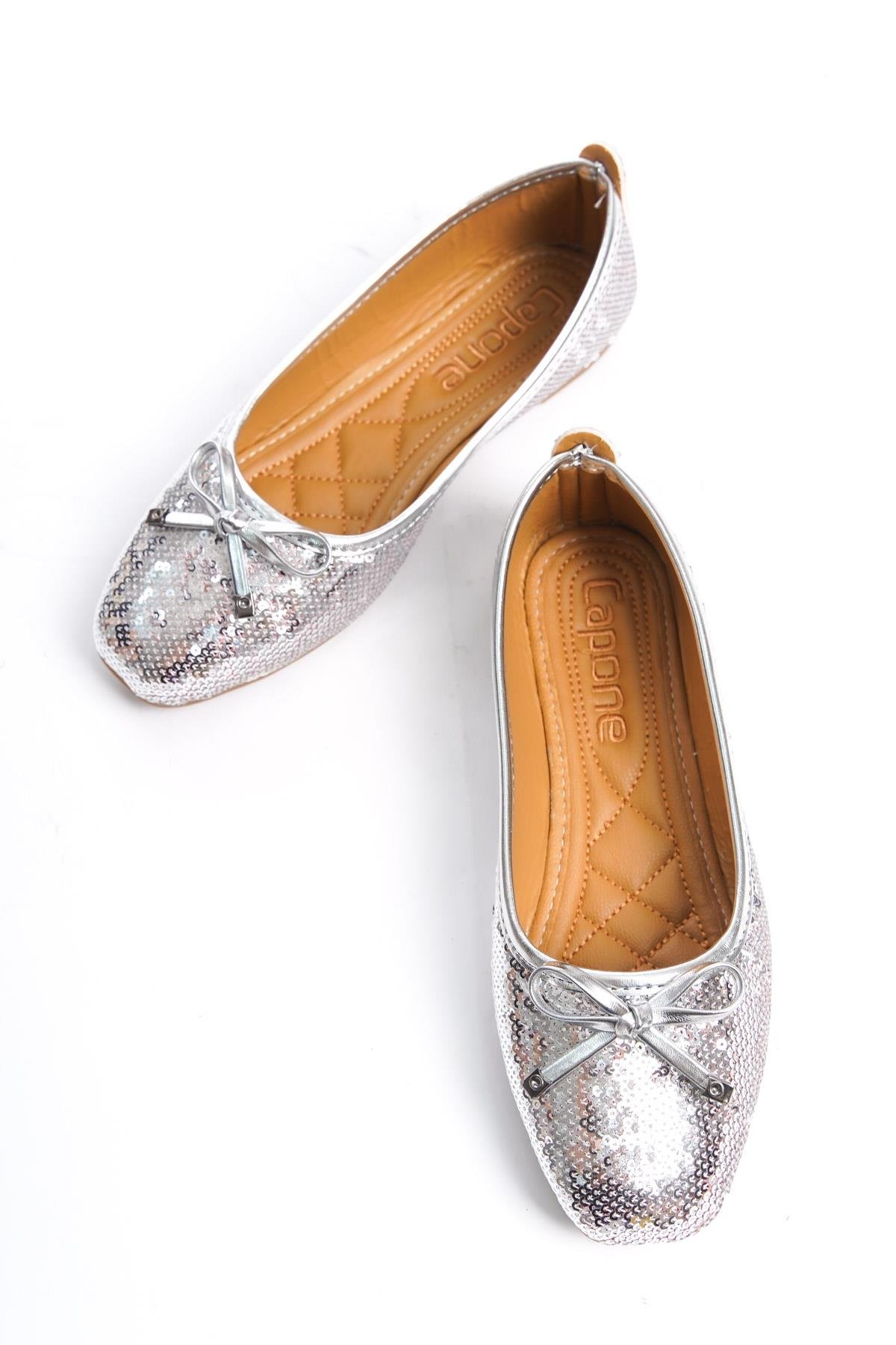 Capone Hana Trend Women Silver Ballet Flats