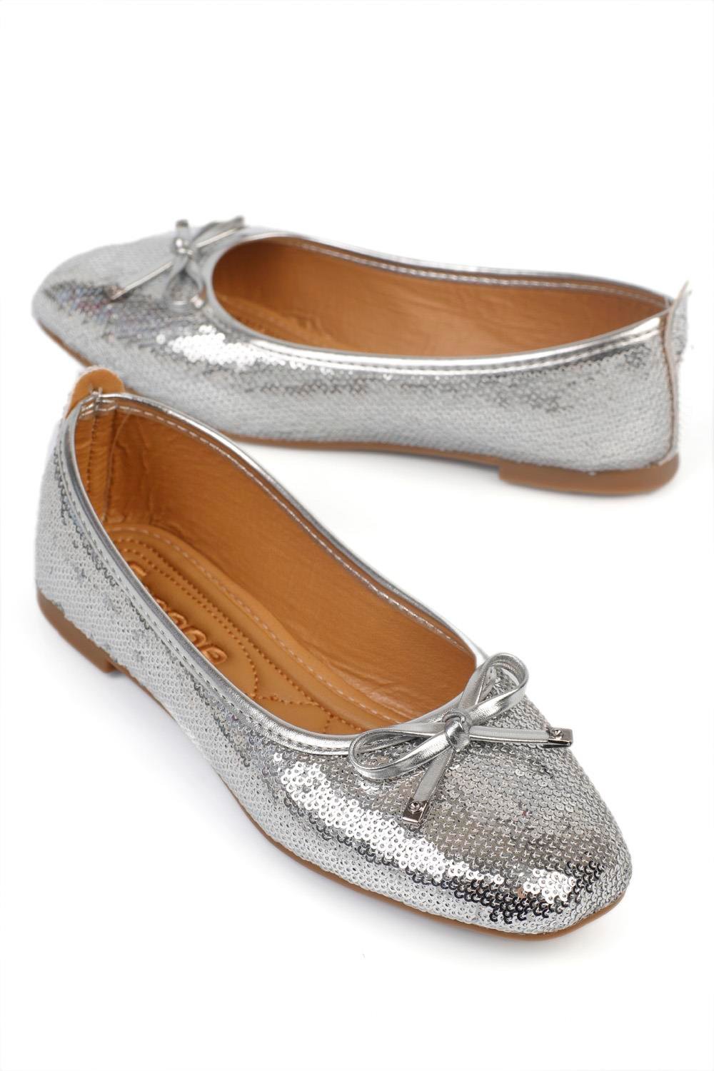Capone Hana Trend Women Silver Ballet Flats