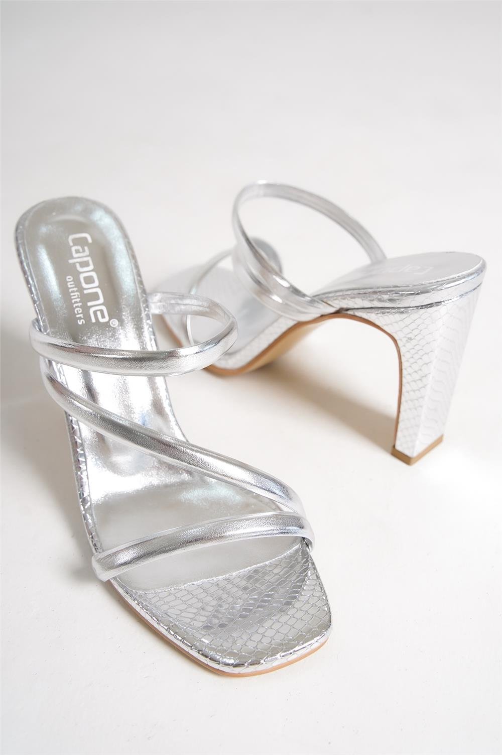Capone Heeled Banded Woman Sandals