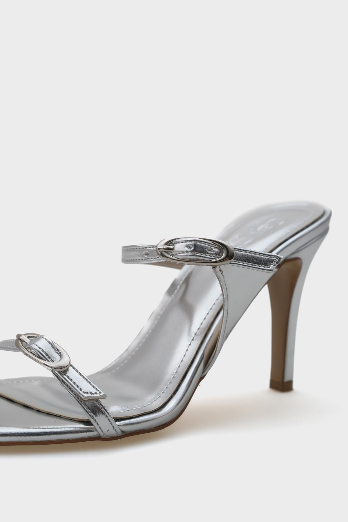 Capone Heeled Double Strap Metallic Women Metallic Silver Stylish Sandals
