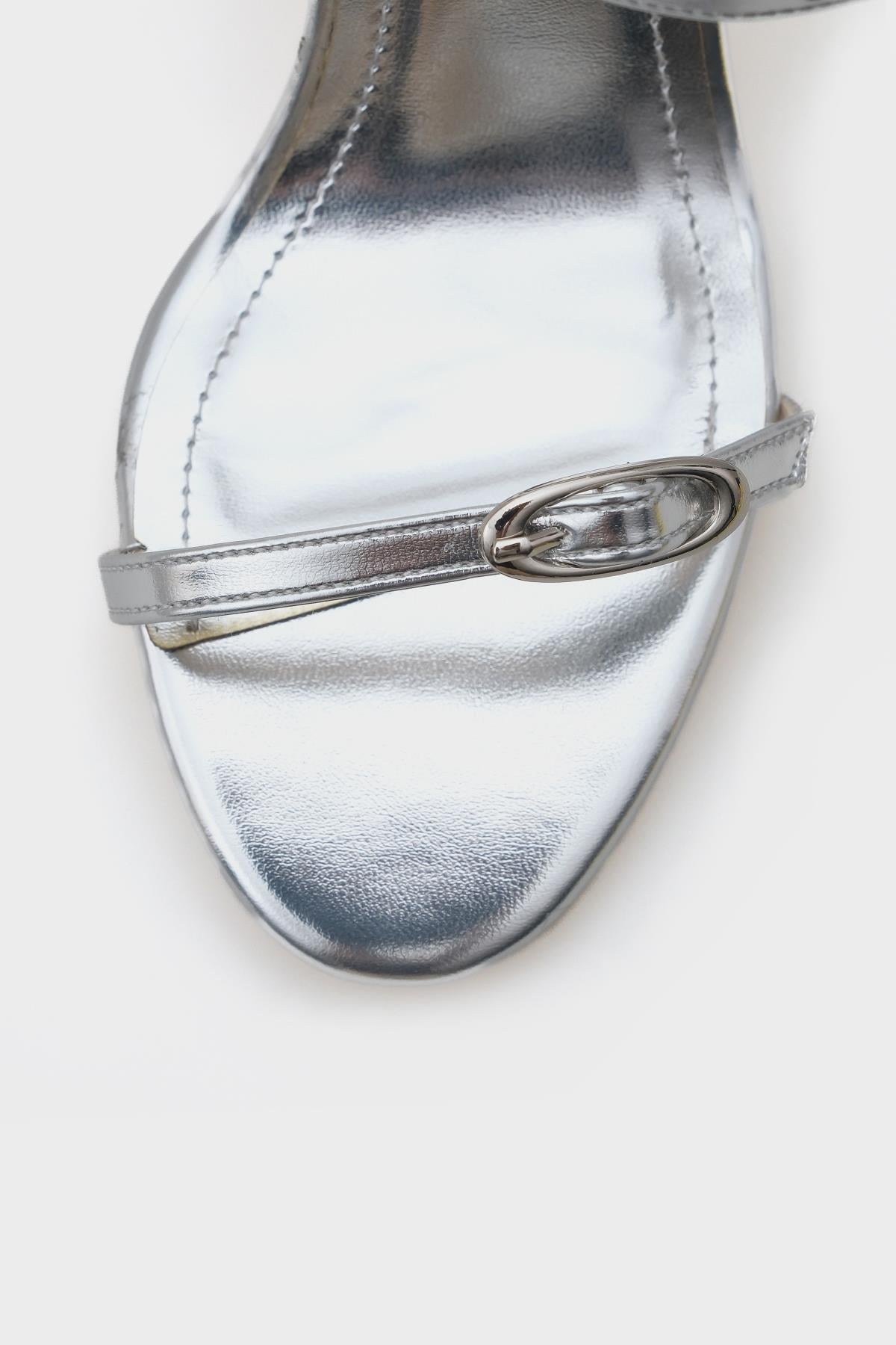 Capone Heeled Double Strap Metallic Women Metallic Silver Stylish Sandals