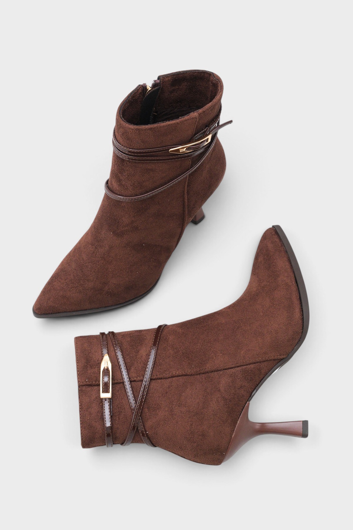Capone Isabella Buckle Pointed Toe Elegant Heeled Women Sued Brown Ankle Boot