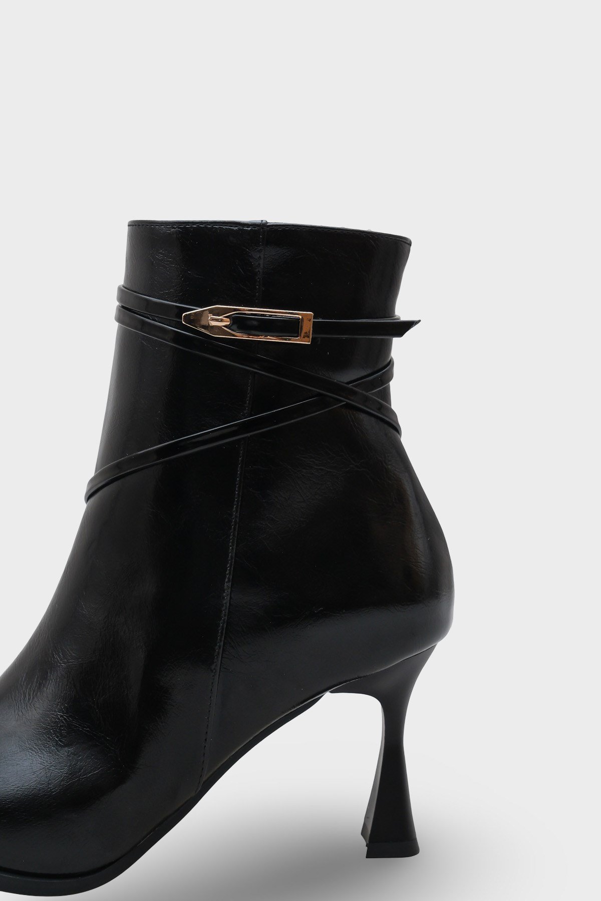 Capone Isabella Buckle Pointed Toe Elegant Heeled Women Black Ankle Boot