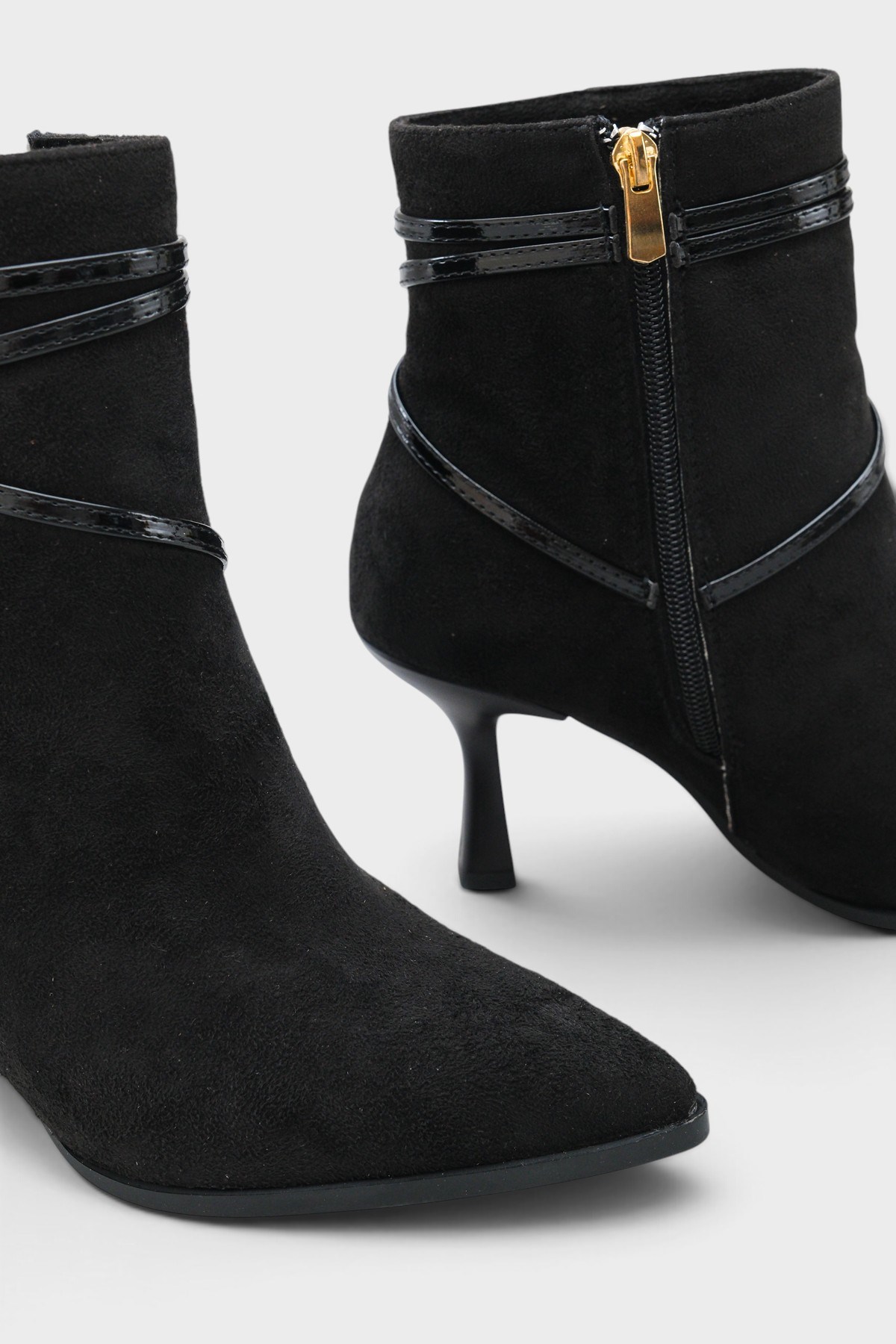 Capone Isabella Buckle Pointed Toe Elegant Heeled Women Sued Black Ankle Boot