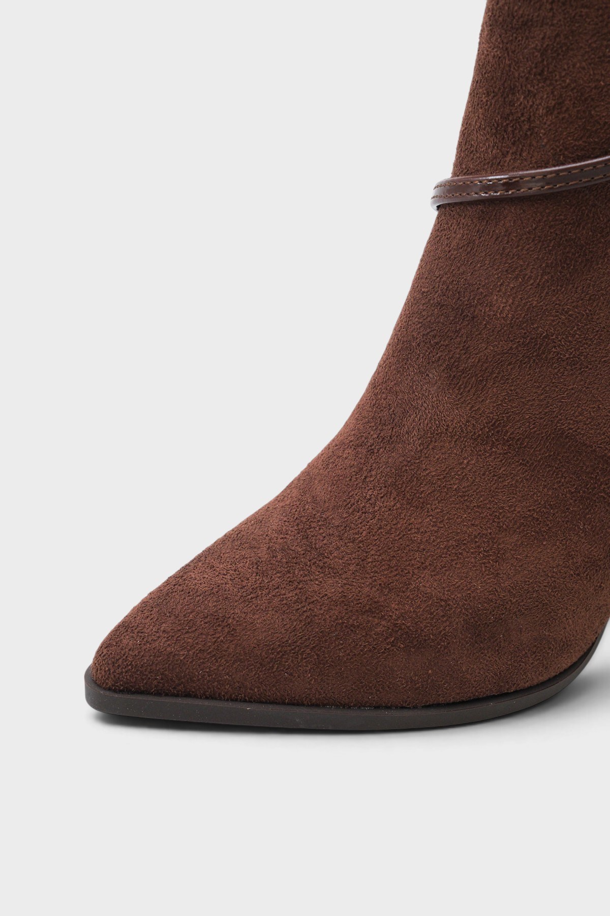 Capone Isabella Buckle Pointed Toe Elegant Heeled Women Sued Brown Ankle Boot