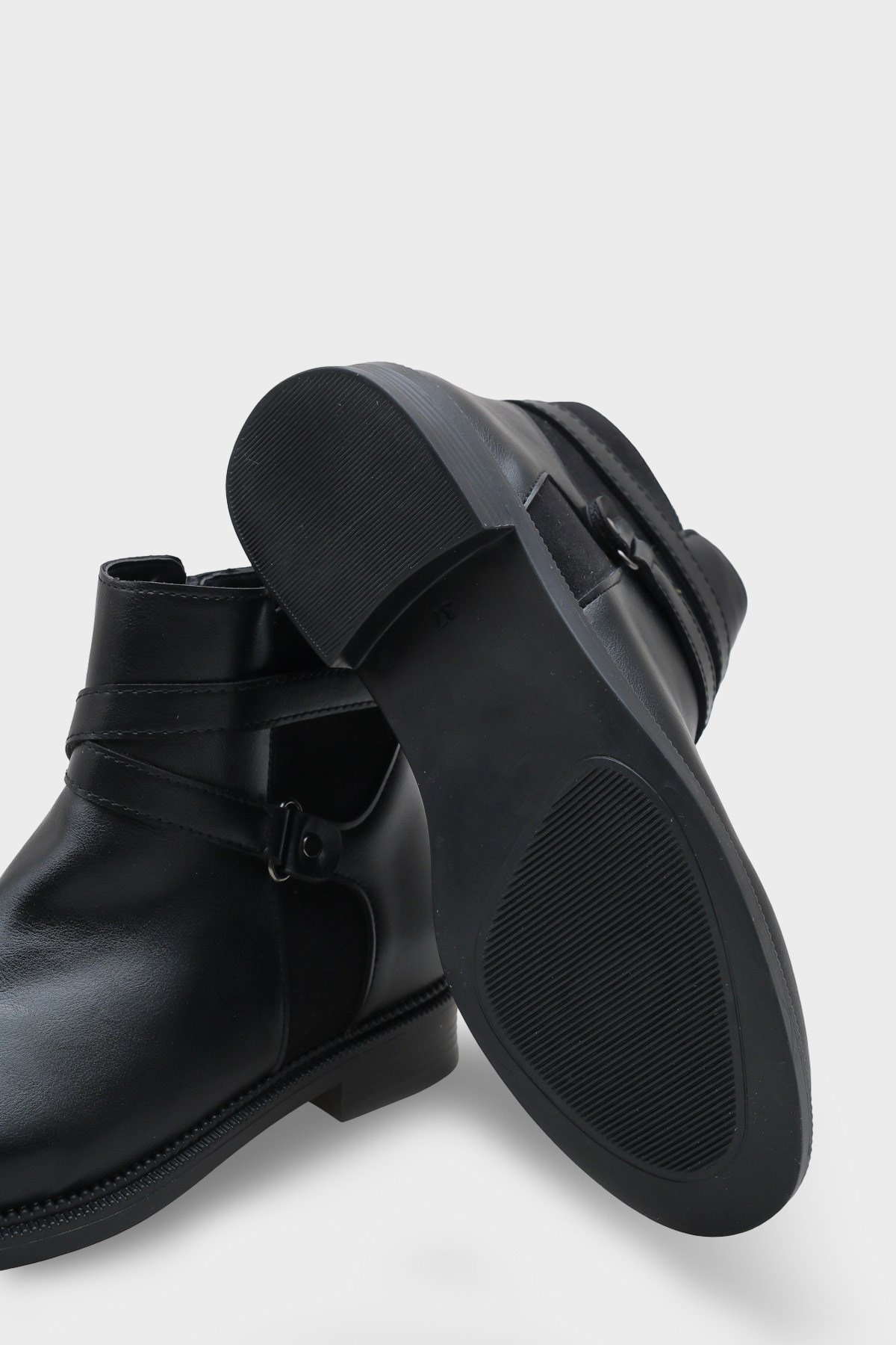 Capone Isabelle Women Black Boot