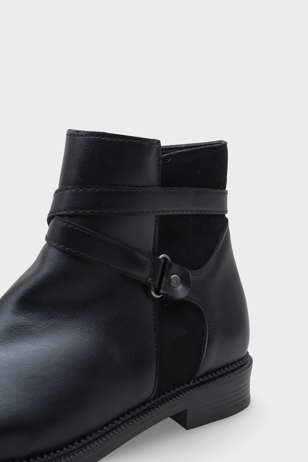 Capone Isabelle Women Black Boot