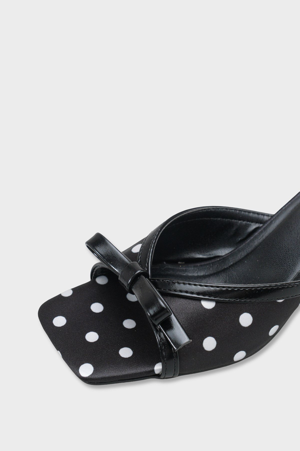 Capone Issy Satin Mid Heel Square Toe Women Black Sandal