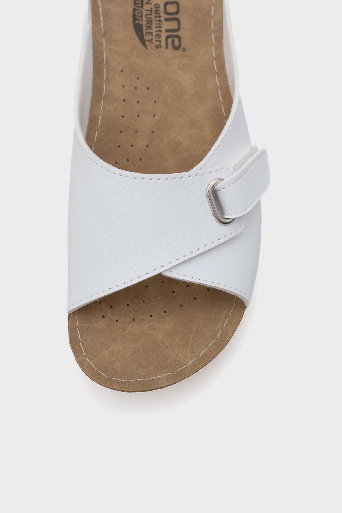 Capone Jenn Z0397 Women White Slide Comfort Anatomical Sandals