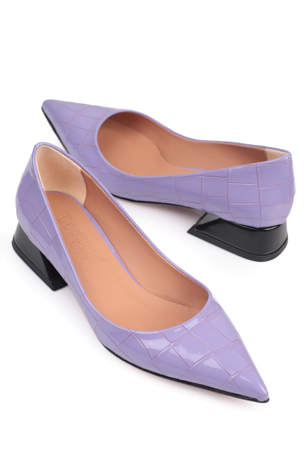 Capone Jessica Low Heel Women Lilac Shoes