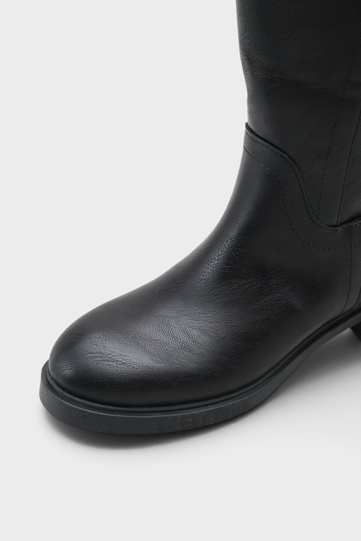Capone Jessika Round Toe Elastic Shaft Buckle Women Black Riding Boot