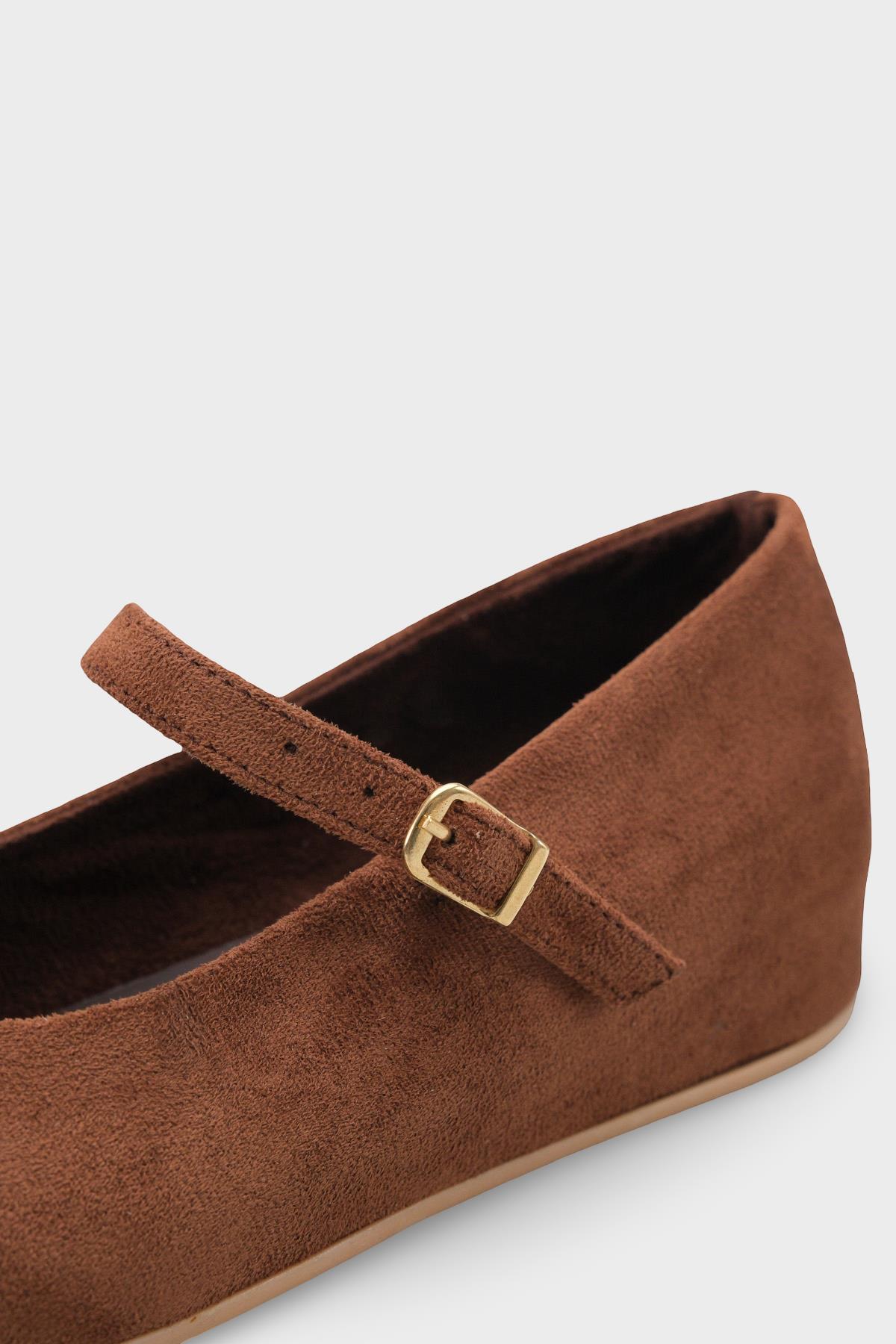Capone Joell  Suede Look Hidden Wedge Metal Buckle Women Sued Brown Ballet Flat
