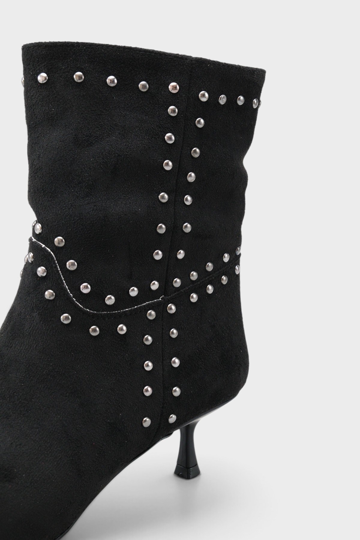 Capone Juliana Stud Detail Pull-On Pointed Toe Heeled Casual Suede Look Women Sued Black Ankle Boot