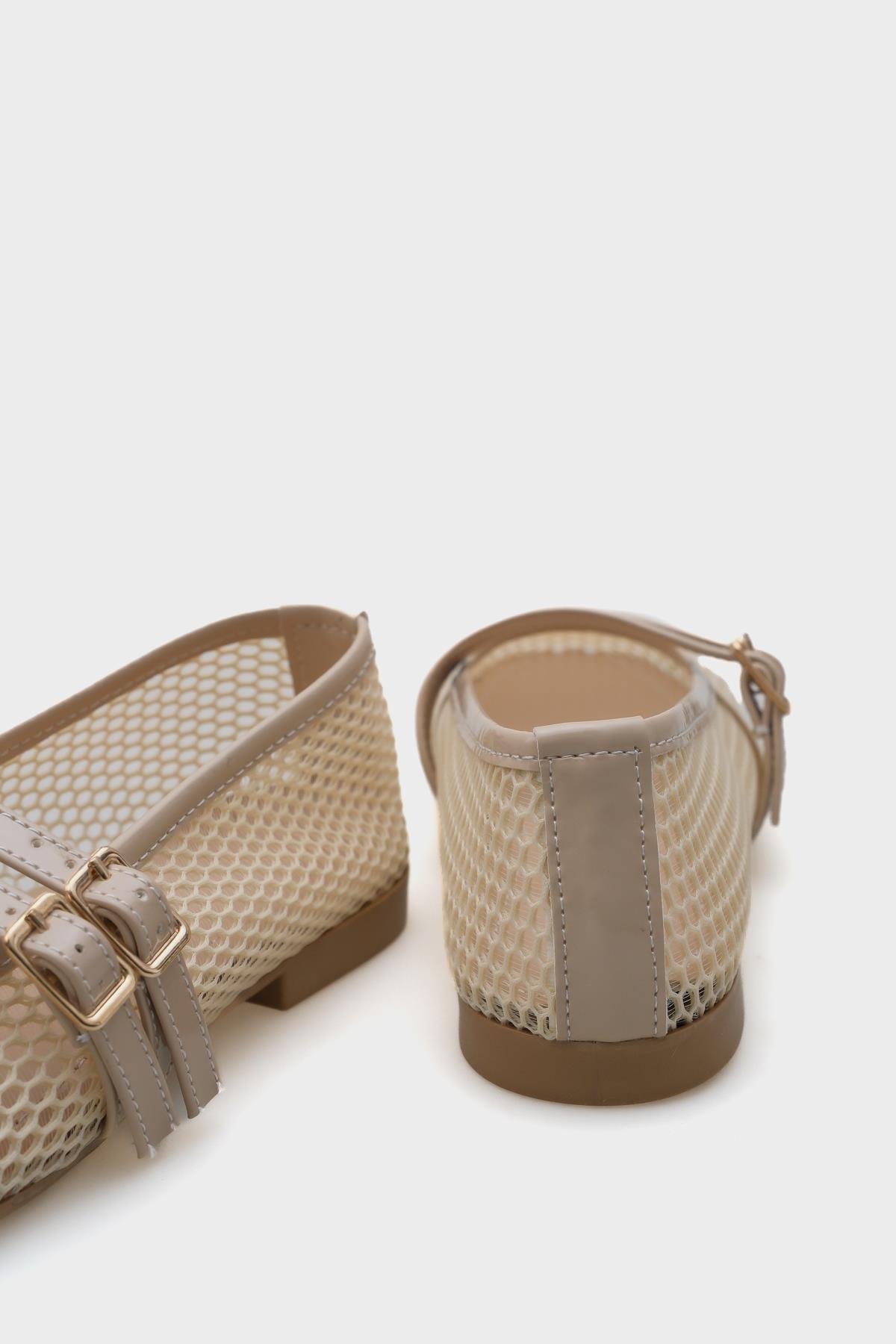 Capone June Women Beige Ballerina