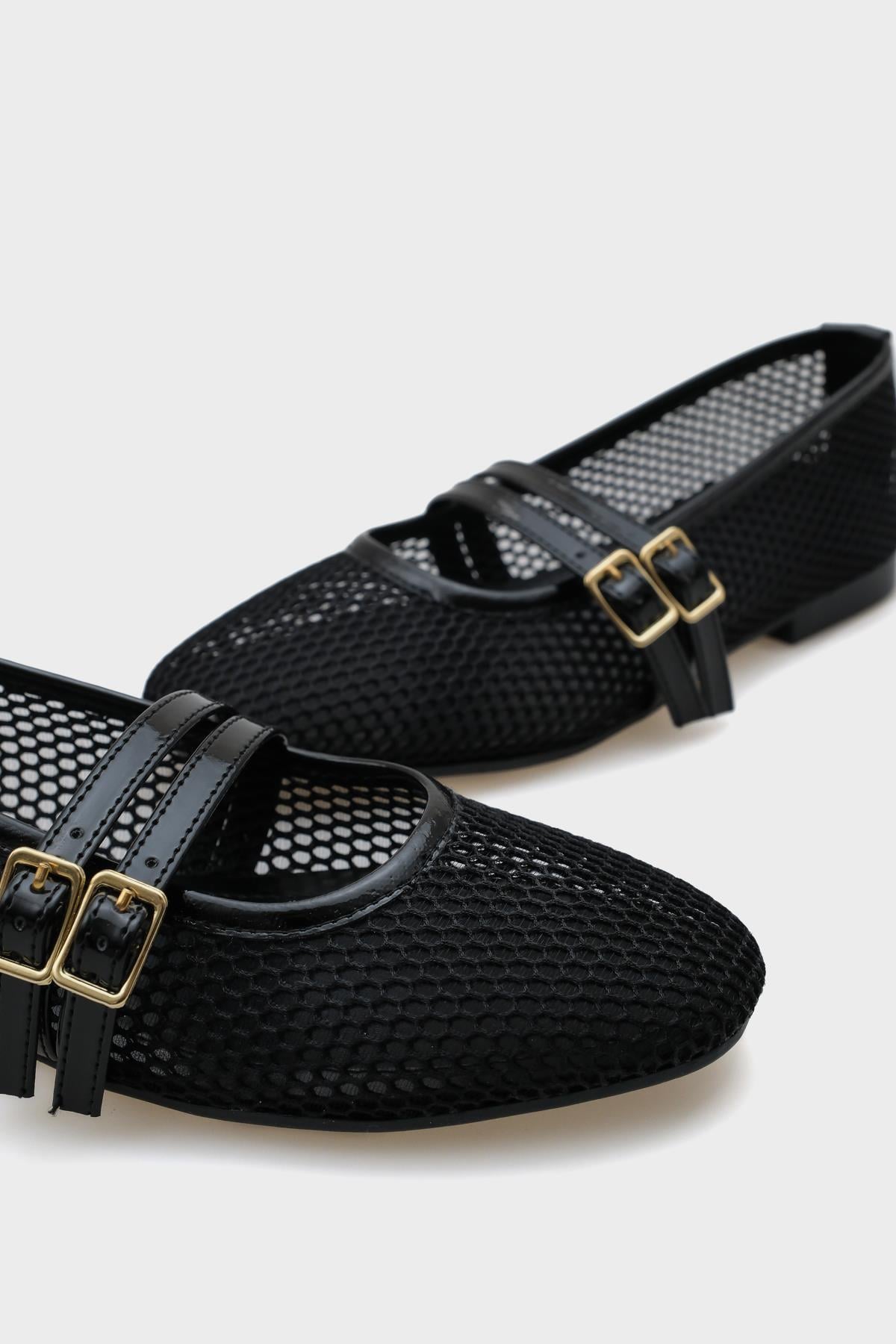 Capone June Women Black Ballerina