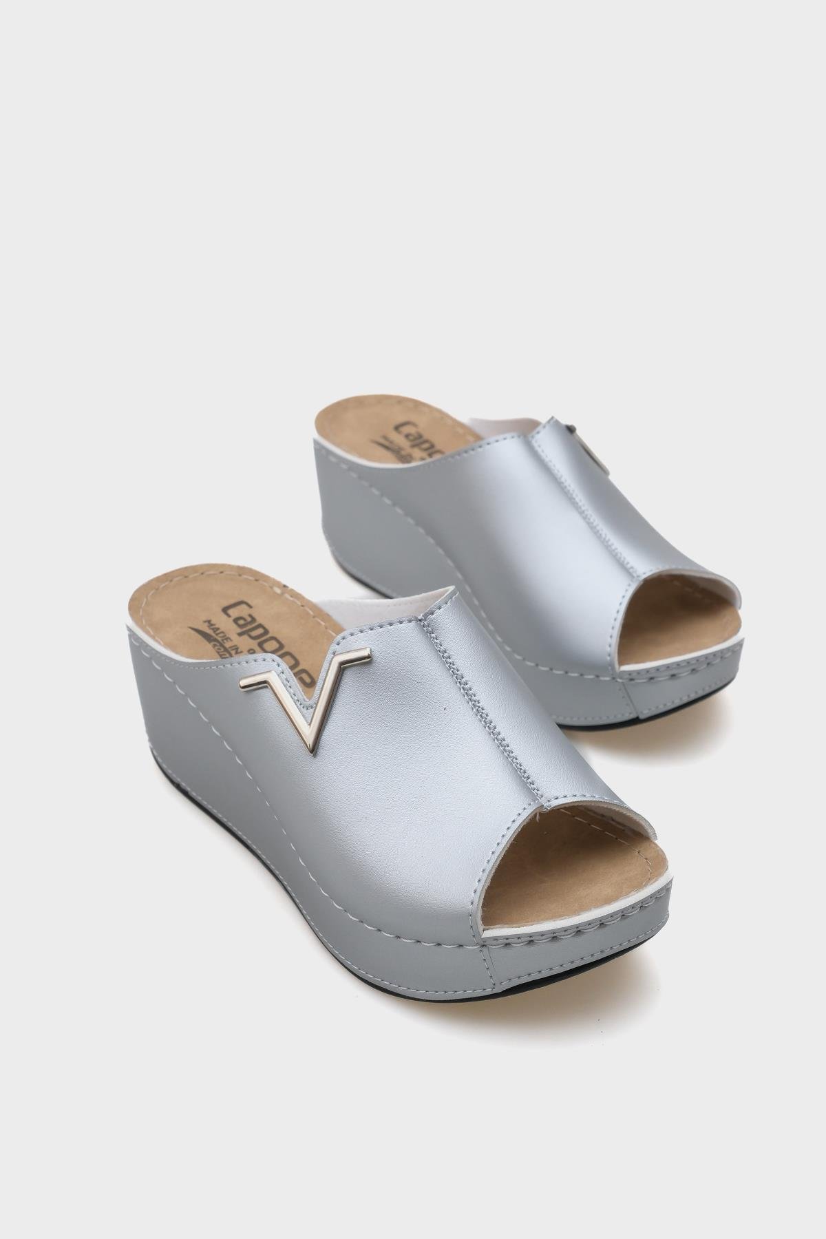 Capone Kailey 6145 Women Silver Platform V Clip Accessory Sandals